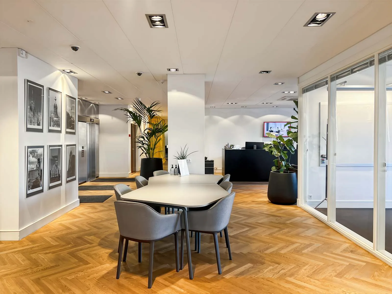 Regus COPENHAGEN, Raadhuspladsen, Reception, Copenhagen
