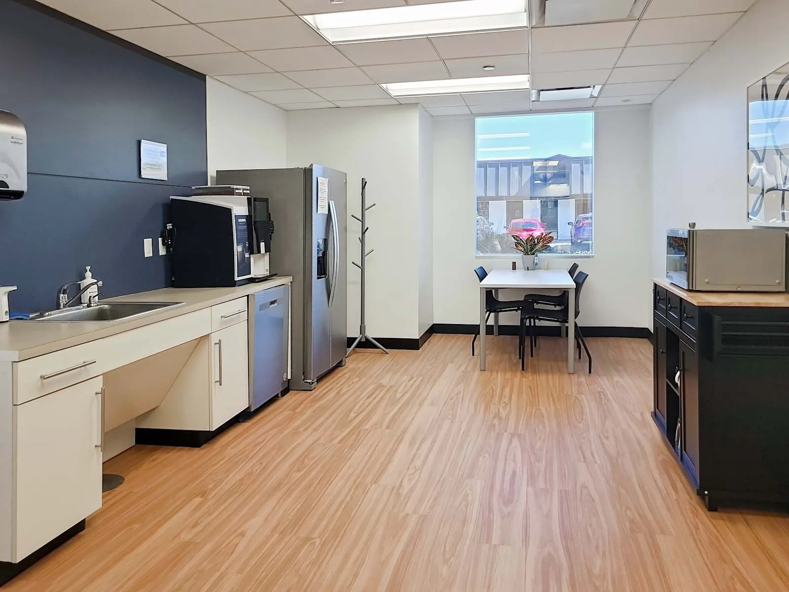 Regus LA, Covington- Holiday Blvd, Kitchen, Covington, LA