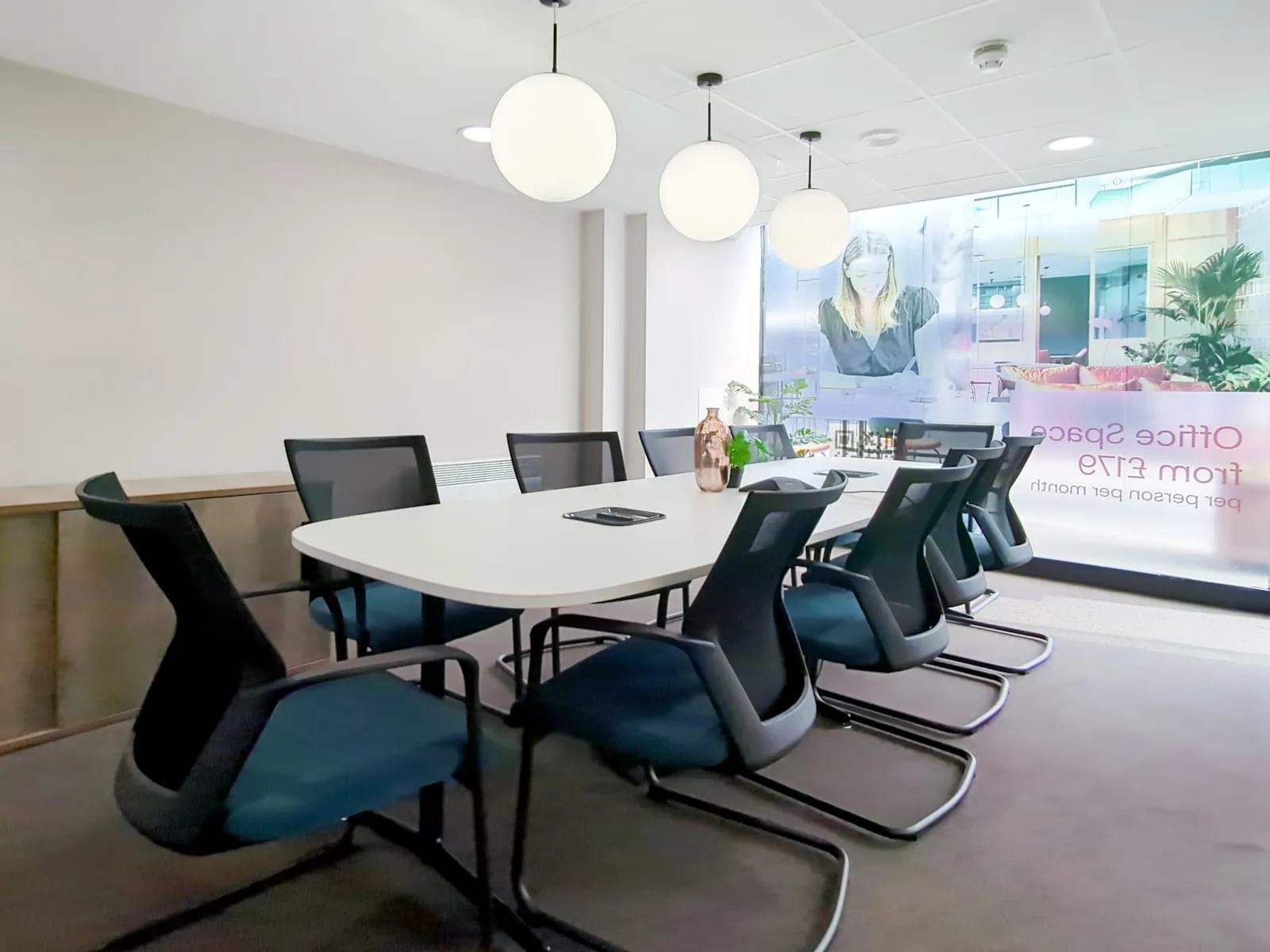 Regus Crewe, Market Street, Meeting room for 8 people, Nantwich