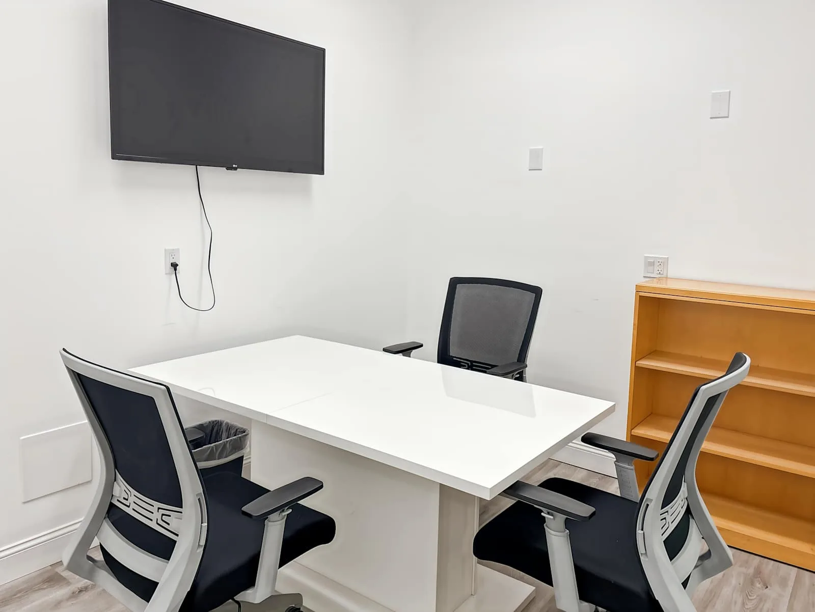 Regus CT, Greenwich - W Putnam Ave, Meeting room for 3 people, Greenwich, CT