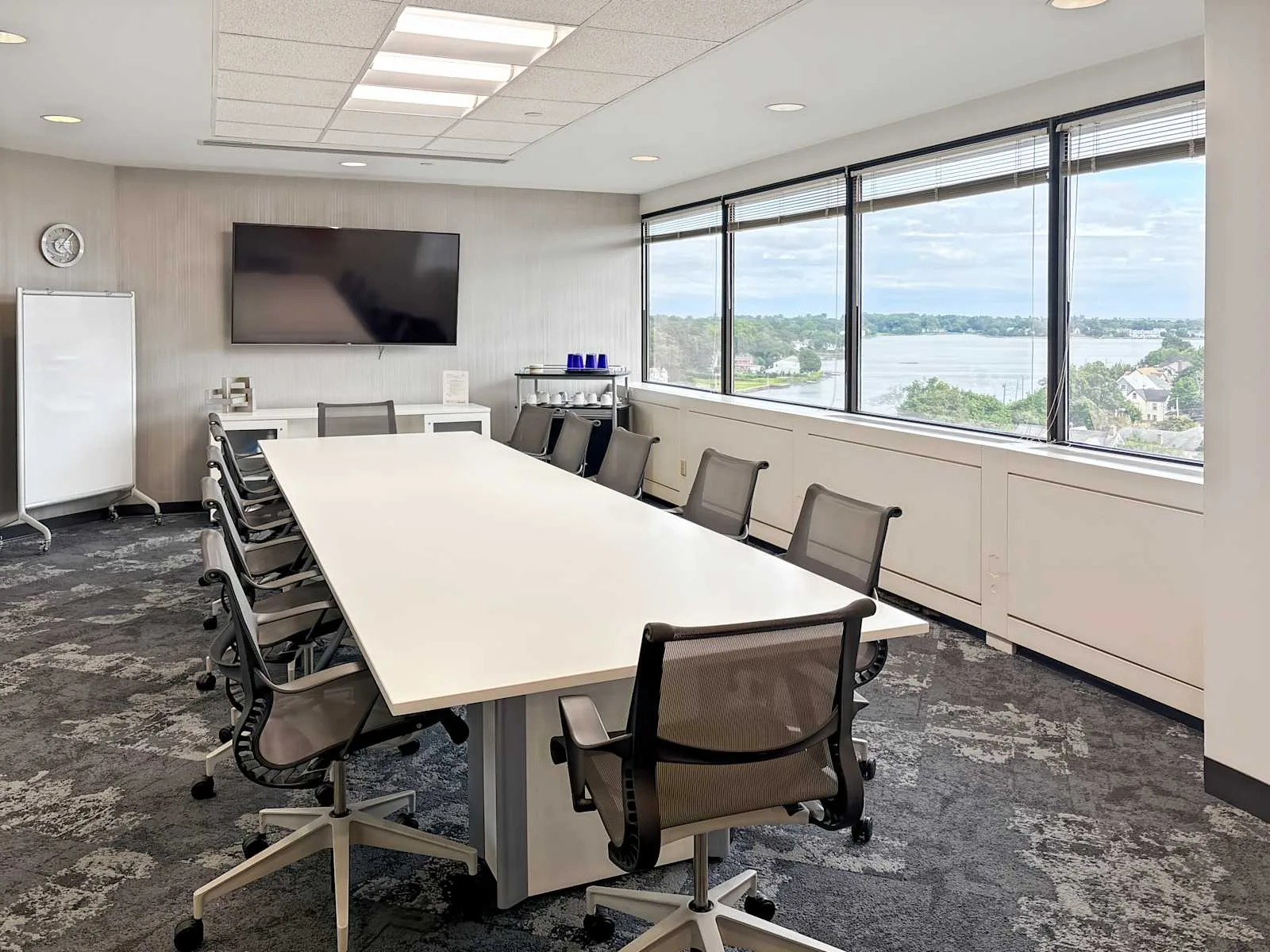 Regus CT, Stamford - Soundview, Meeting room for 12 people, Stamford, CT