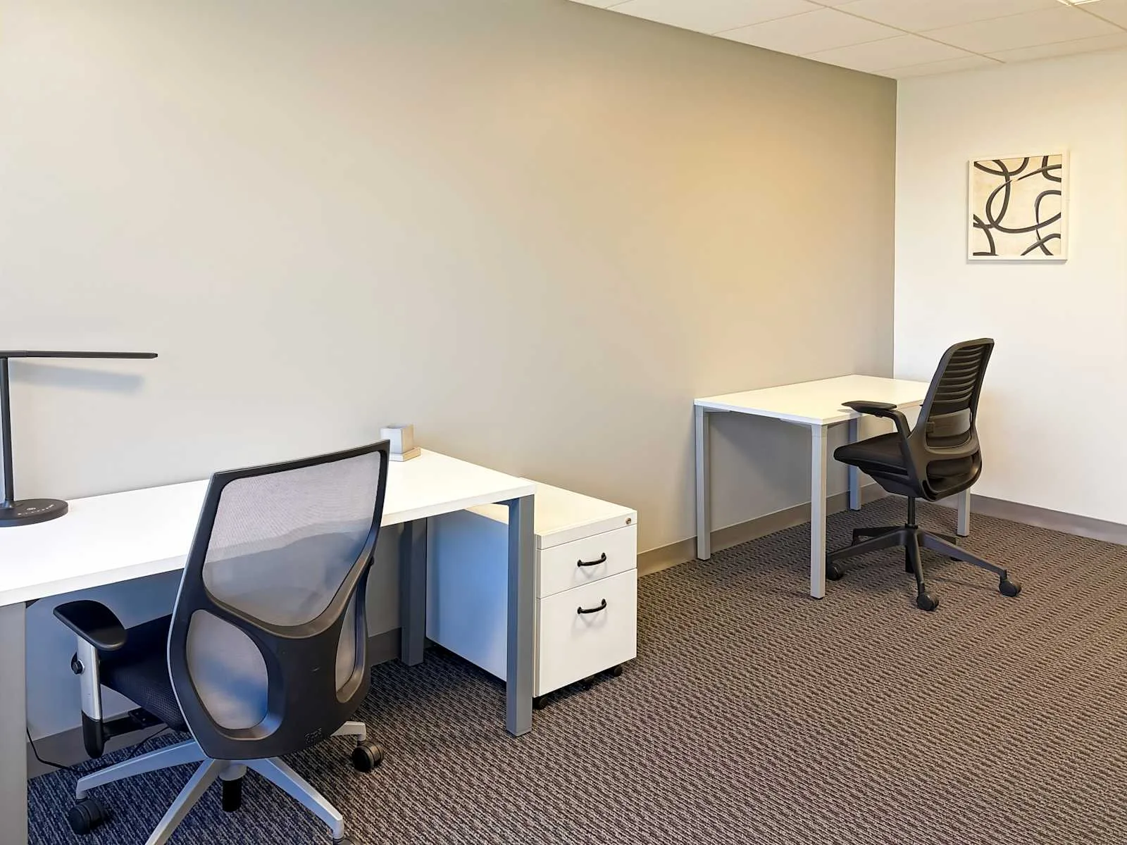 Regus CT, Stamford - West Broad St, Private office, 2 desks, Stamford, CT