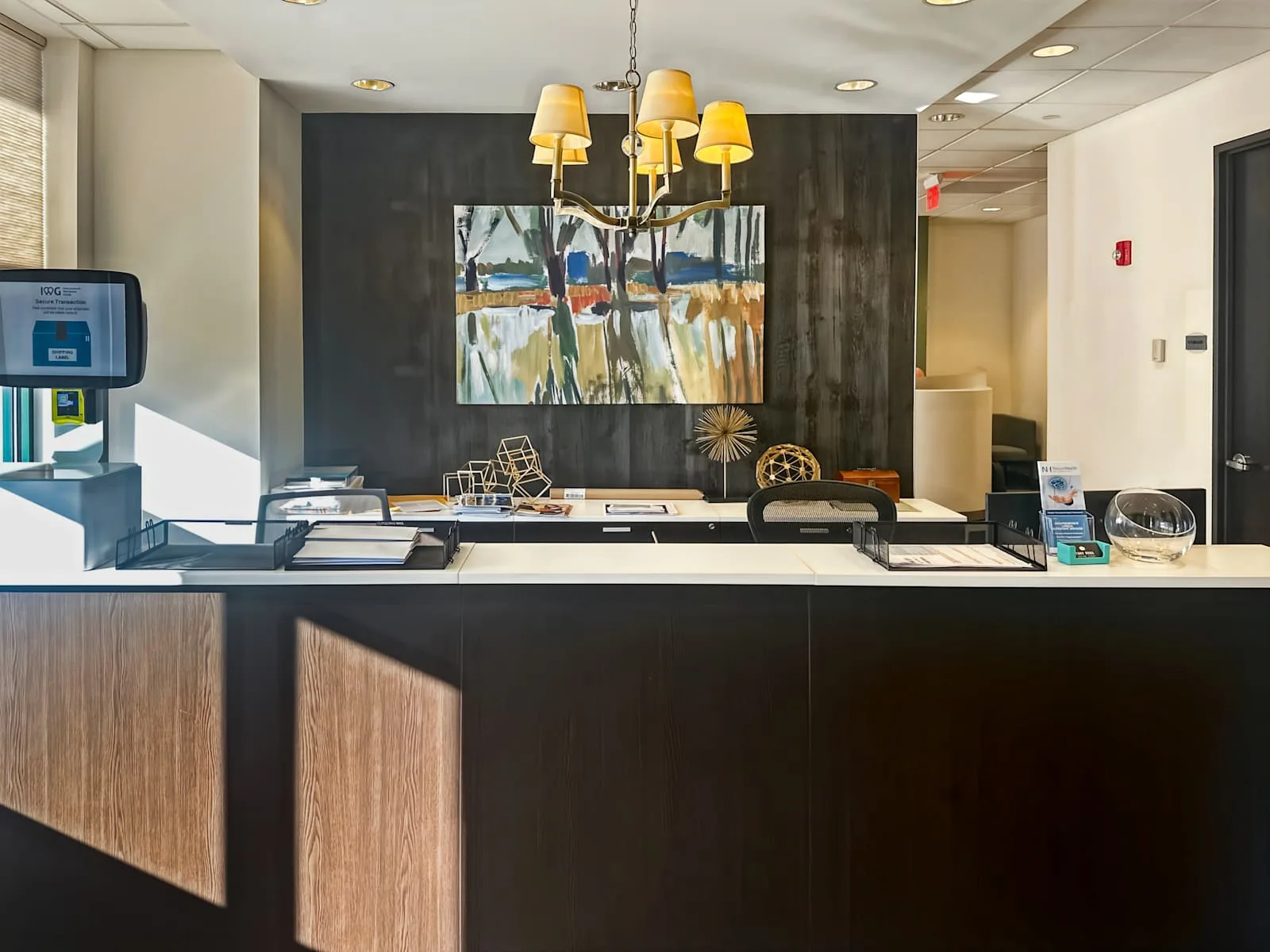 Regus CT, West Hartford - Main Street, Reception, West Hartford, CT