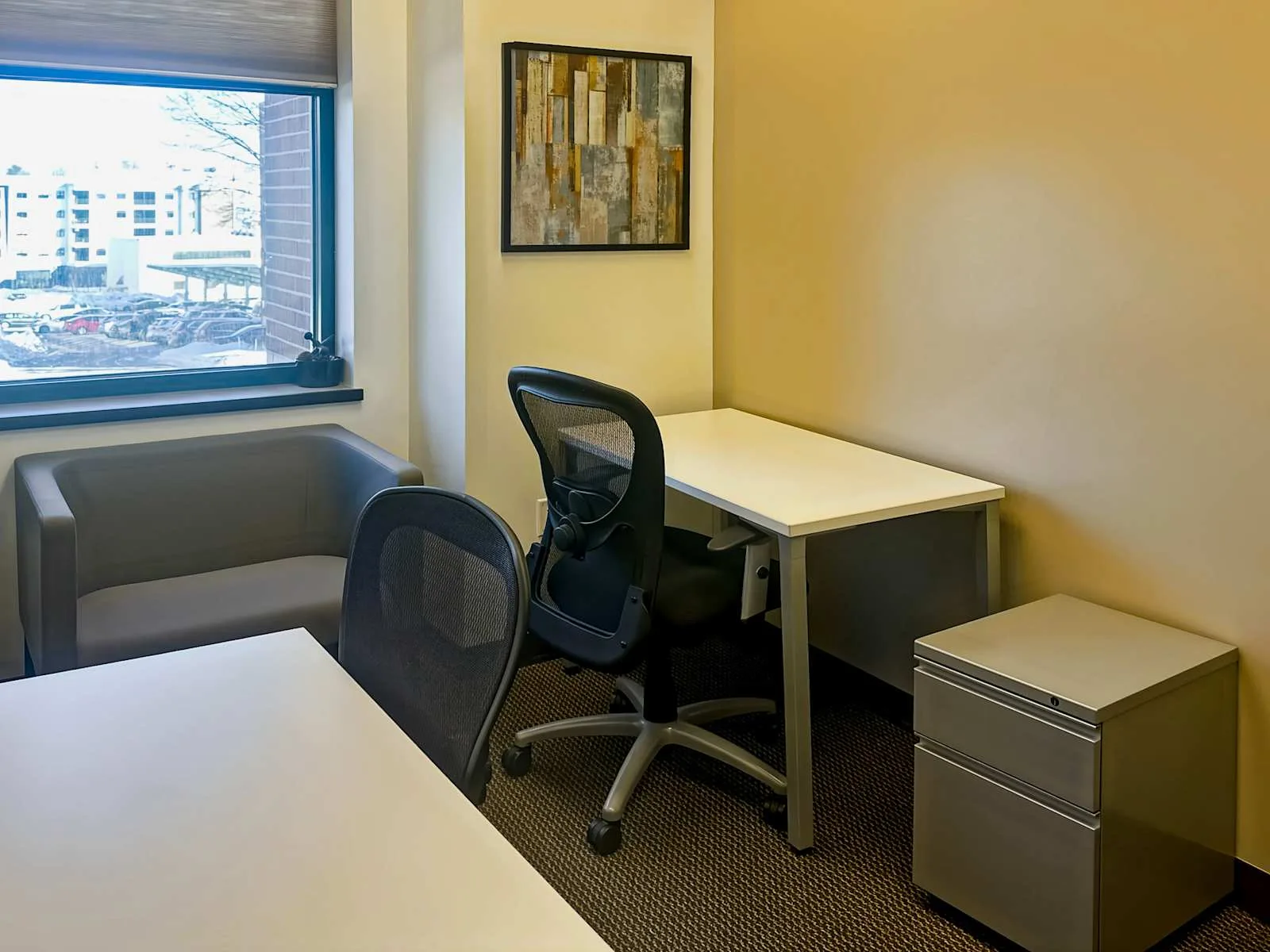 Regus CT, West Hartford - Main Street, Private office, 2 desks, West Hartford, CT