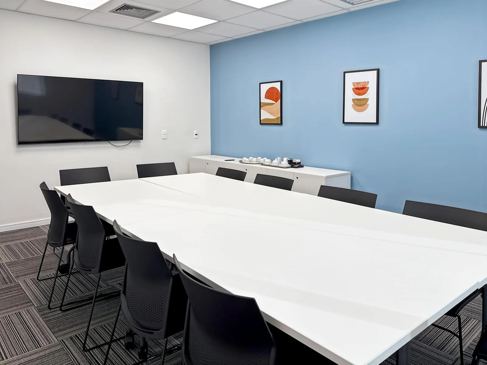 Regus Cuiabá, Regus Praça 8 de Abril, Sala de reuniões para 12 pessoas, Cuiaba