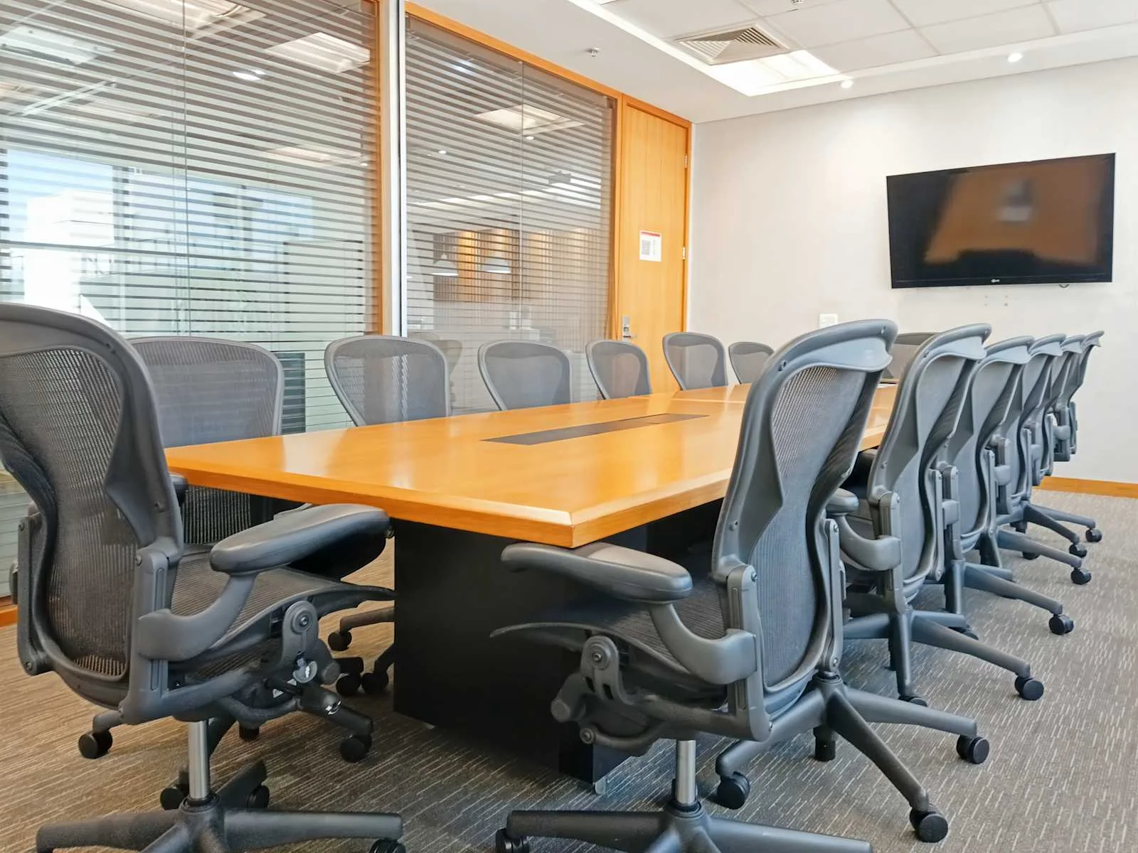 Regus CURITIBA, Batel - Ed Corporate Evolution, Meeting room for 12 people, Curitiba