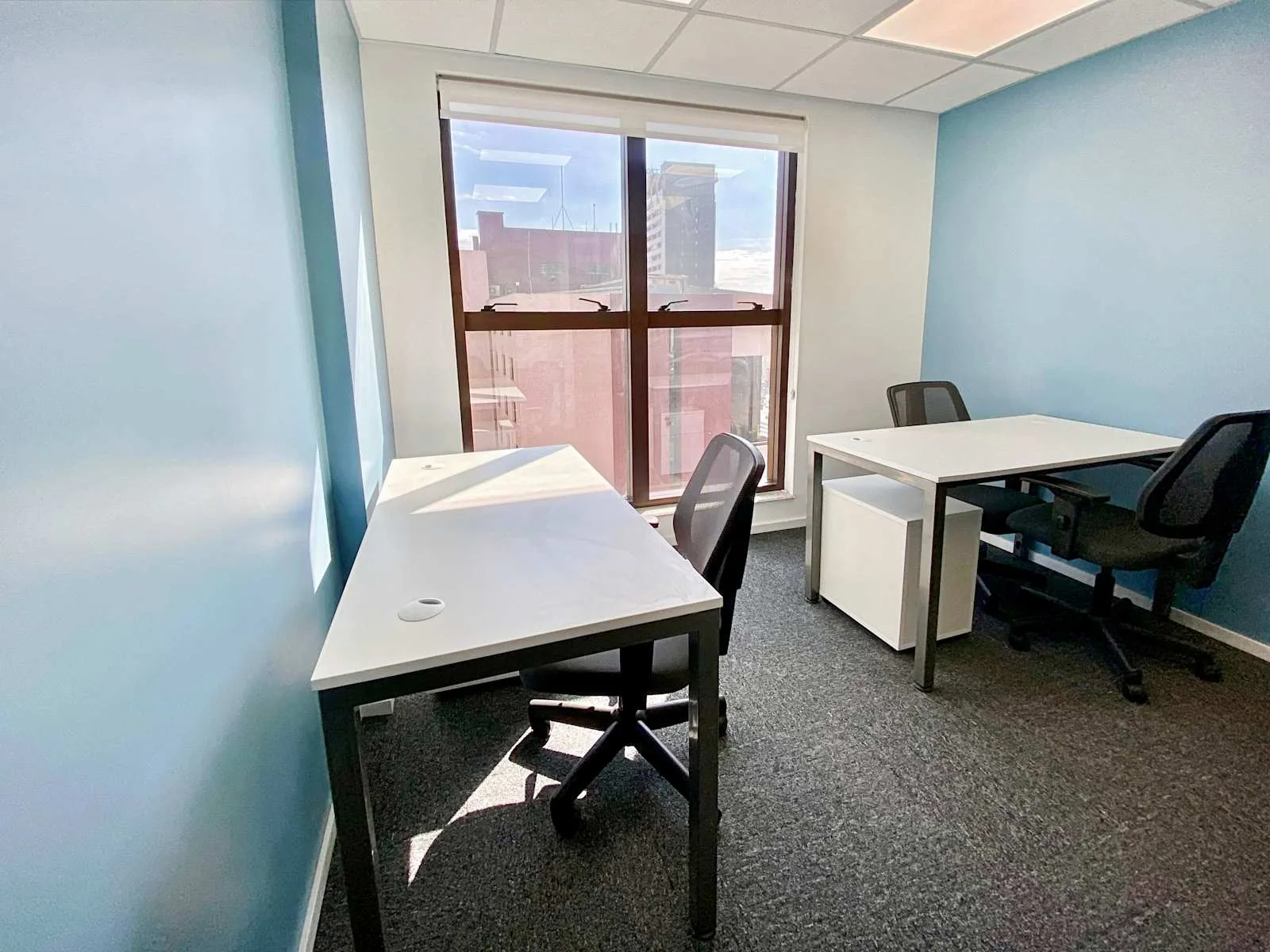 Regus Curitiba Seculo XXI, Private office, 3 desks, Curitiba