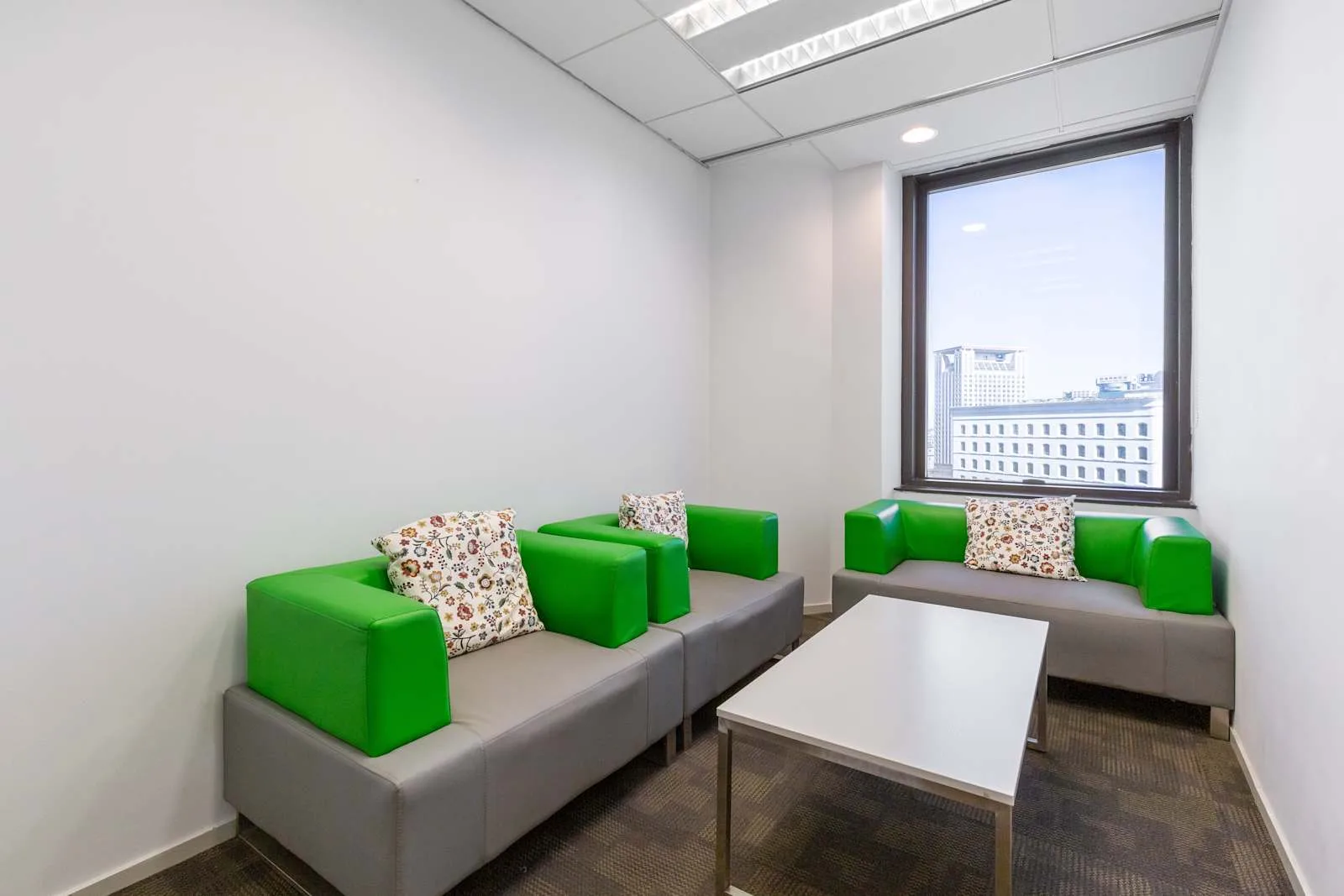 Regus DALIAN, Xiwang Tower、休息区、Dalian