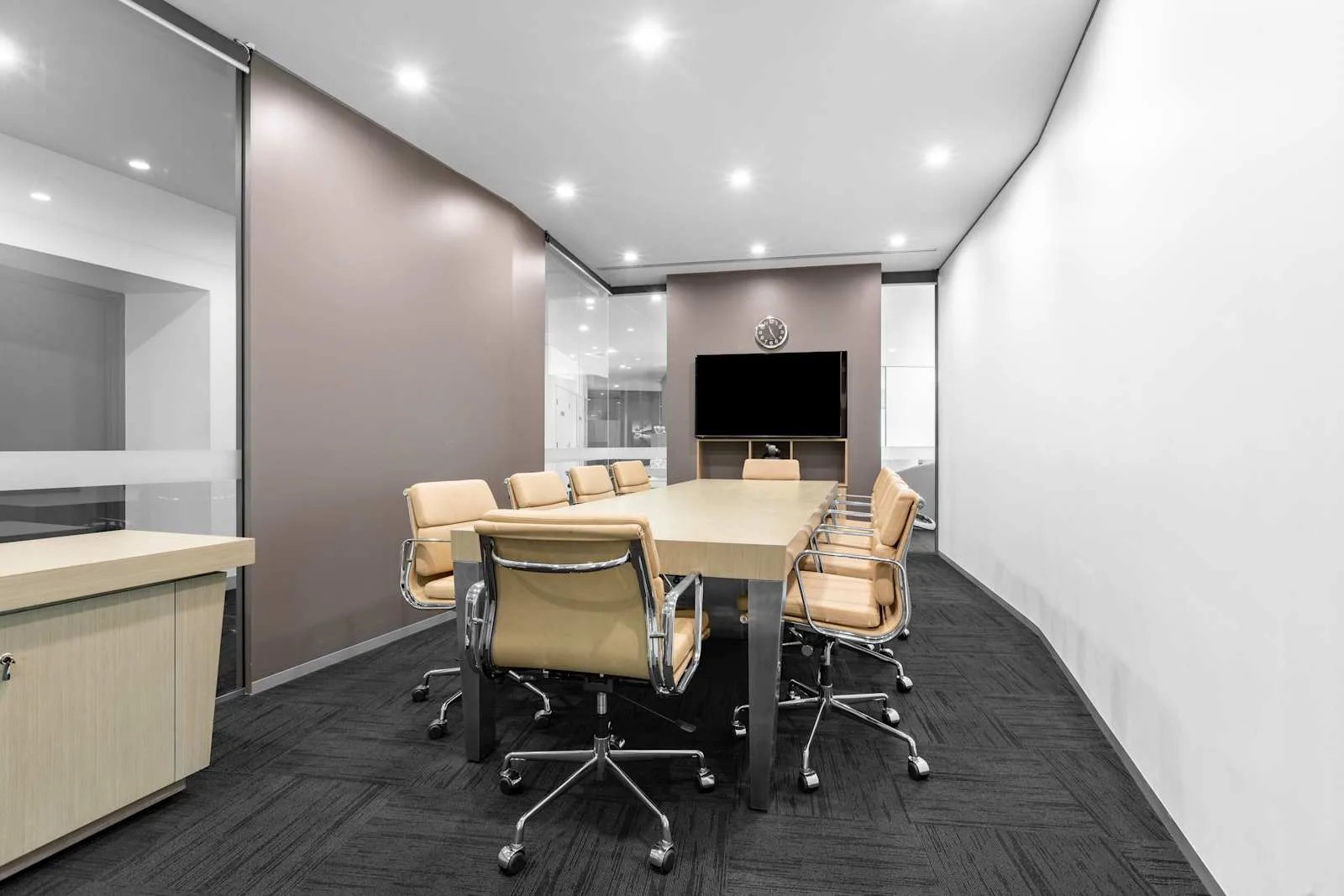 Regus DARWIN, Charles Darwin Centre, Meeting room for 8 people, Darwin, NT