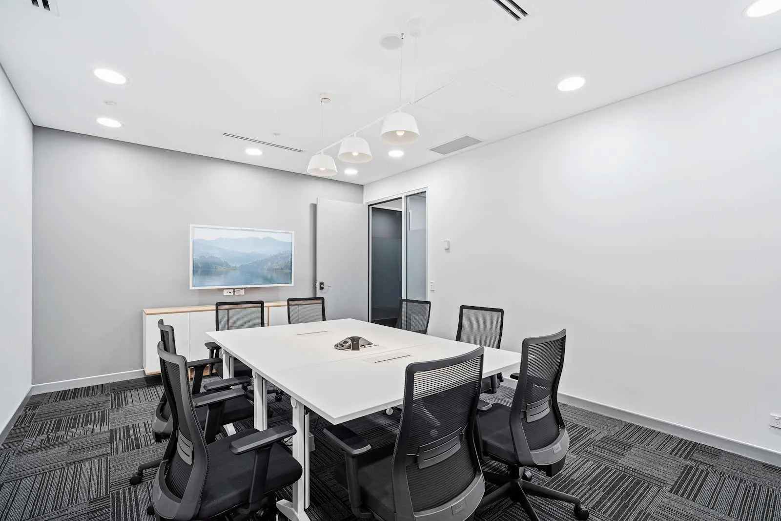 Regus Darwin, Palmerston Circuit, Meeting room for 8 people, Darwin, NT