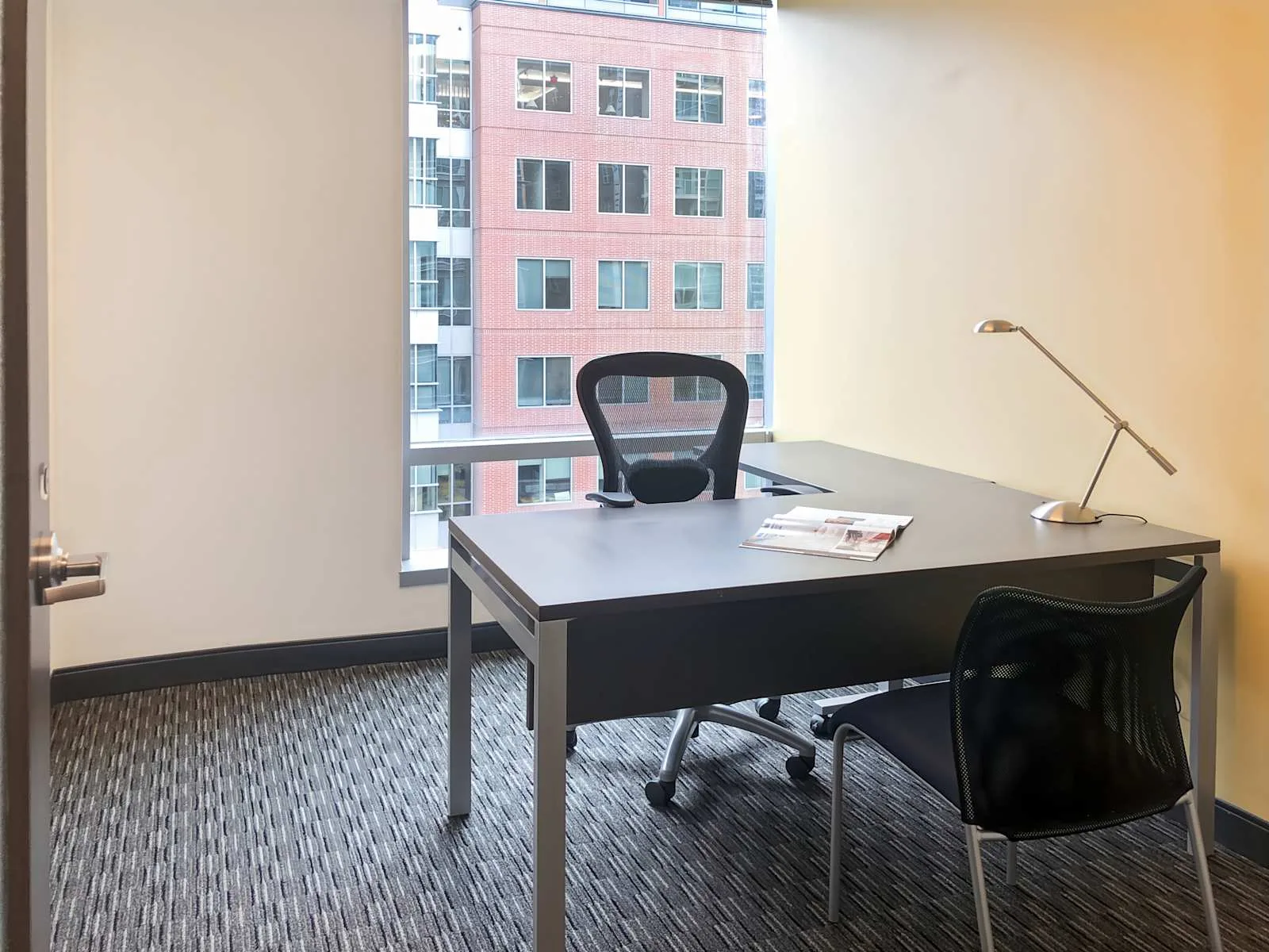 Regus DC, Washington - Capitol Riverfront, Private office, 1 desk, Washington, DC