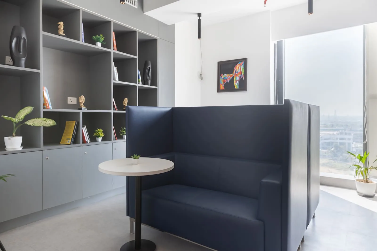 Regus Delhi, The Address, Lounge, Noida