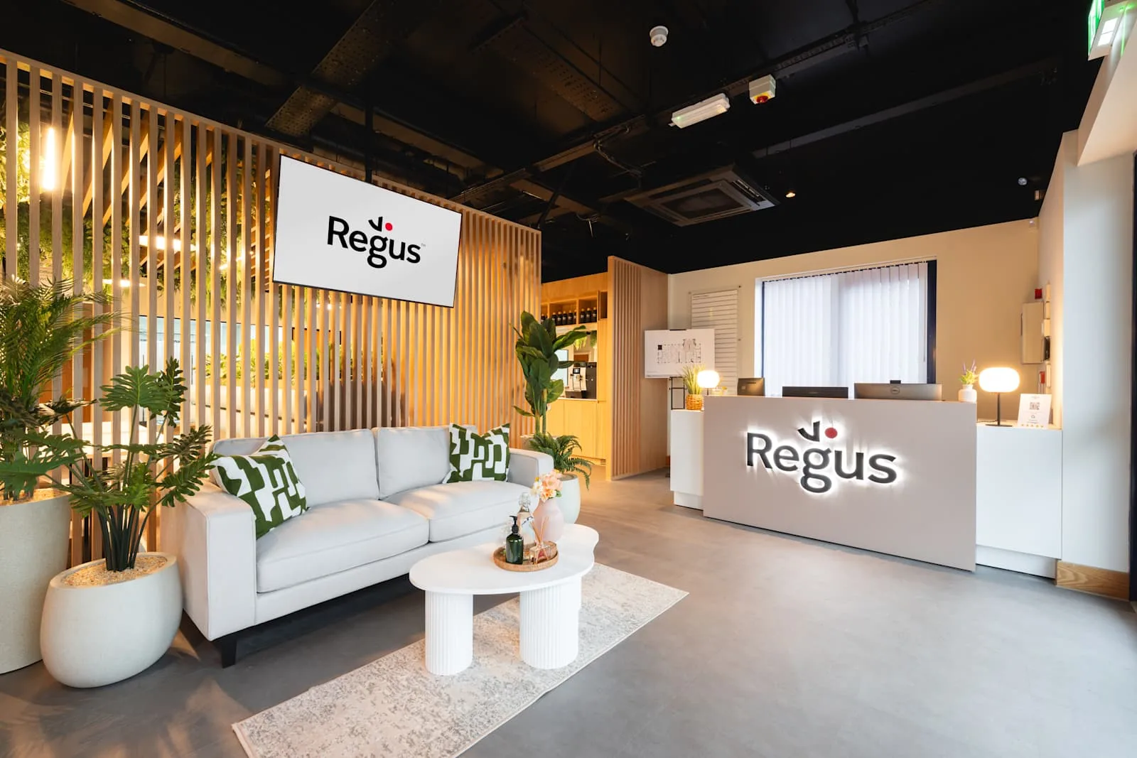 Regus Derby, Pride Park, Réception, Derby