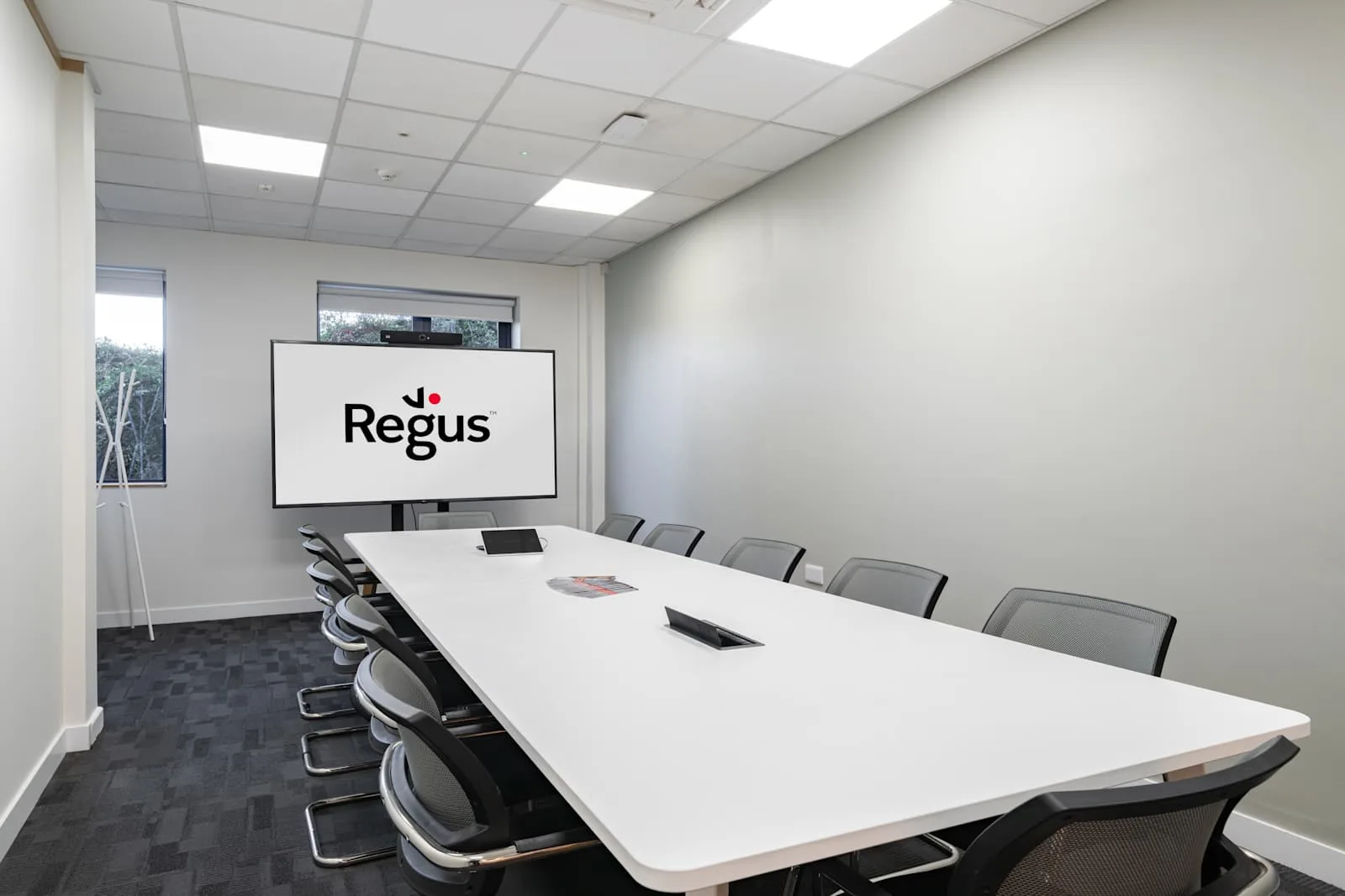 Regus Derby, Pride Park, Salle de réunion 10 personnes, Derby