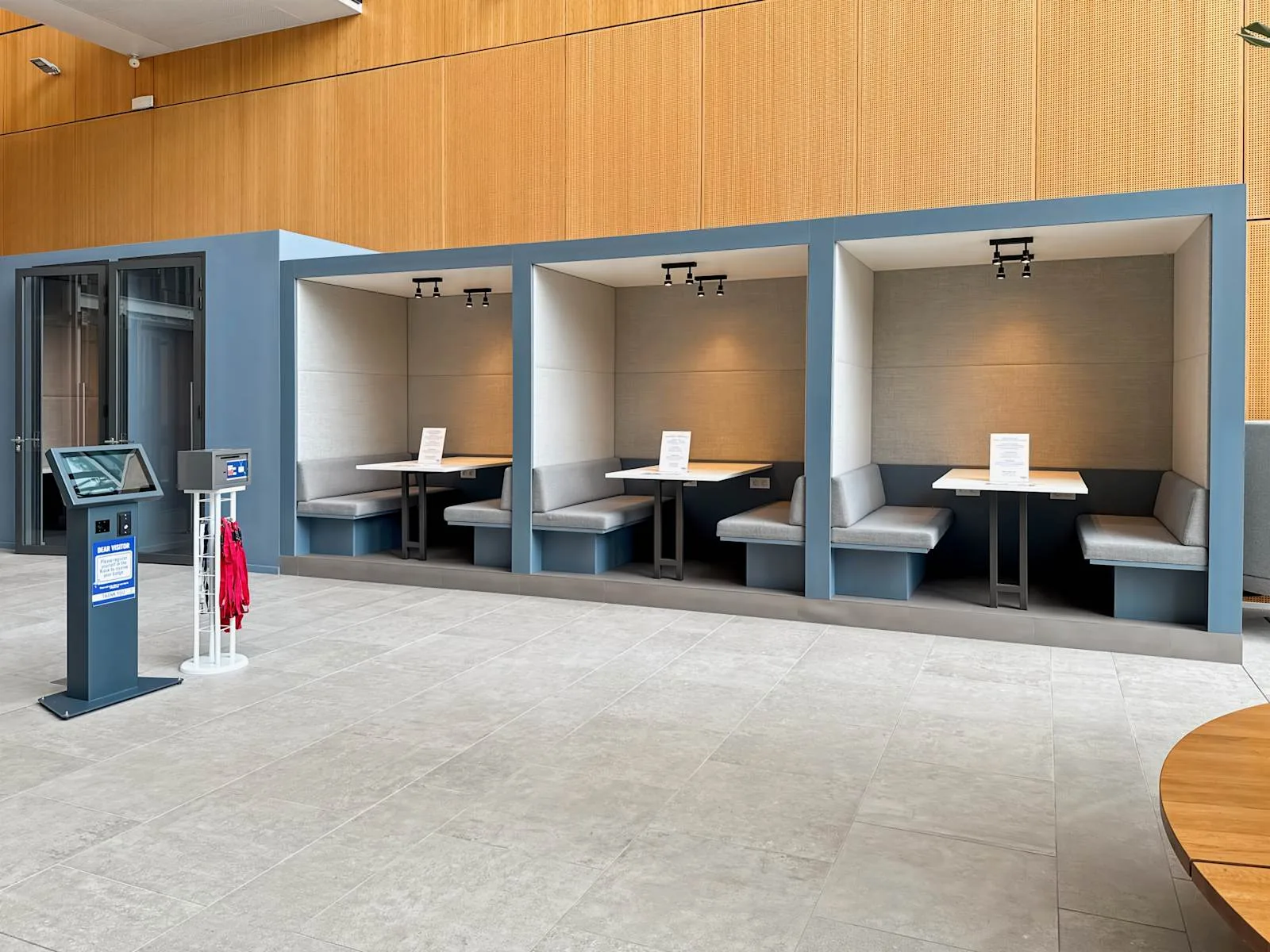 Regus Docks Bruxsel, Coworking space, Brussels