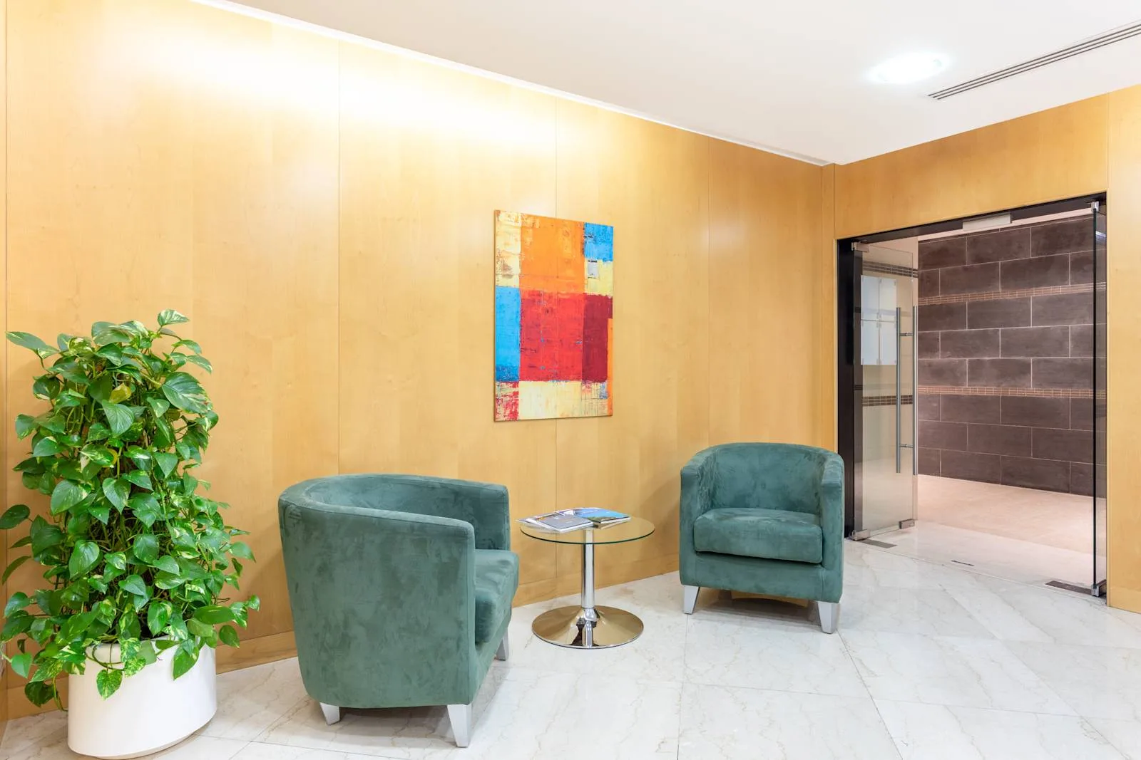Regus DUBAI, BCW - JAFZA View 18 & 19, Lounge, Media City, Dubai,