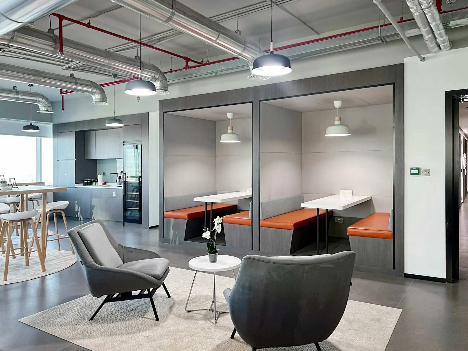 Regus Dubai, HDS Tower، منطقة استراحة، مدينة دبي للإعلام