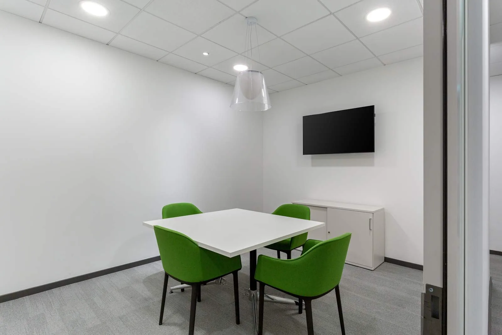 Regus DUBLIN, Blanchardstown, Meeting room for 4 people, Dublin