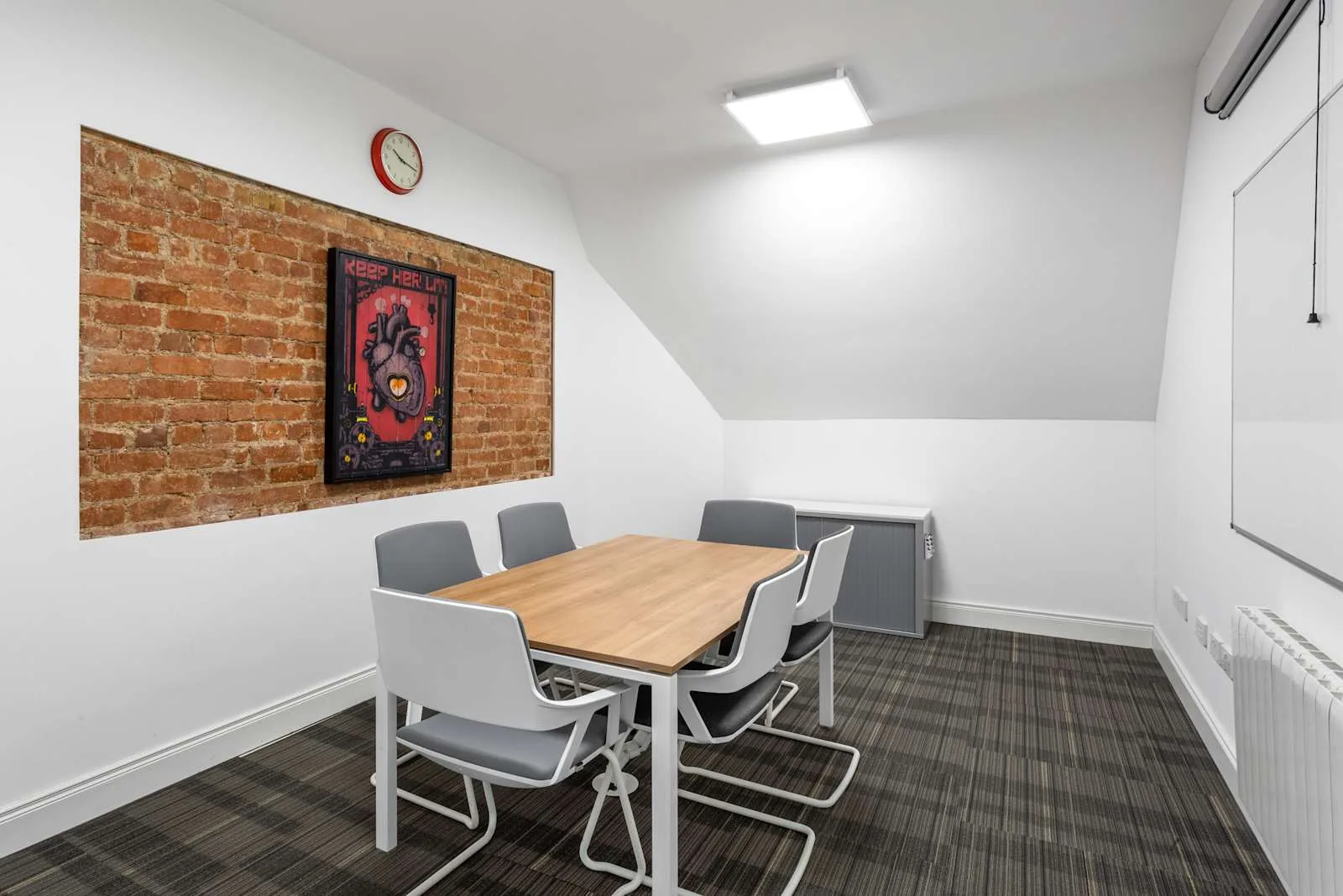 Regus DUBLIN, The Gables Foxrock, Meeting room for 6 people, Dun Laoghaire
