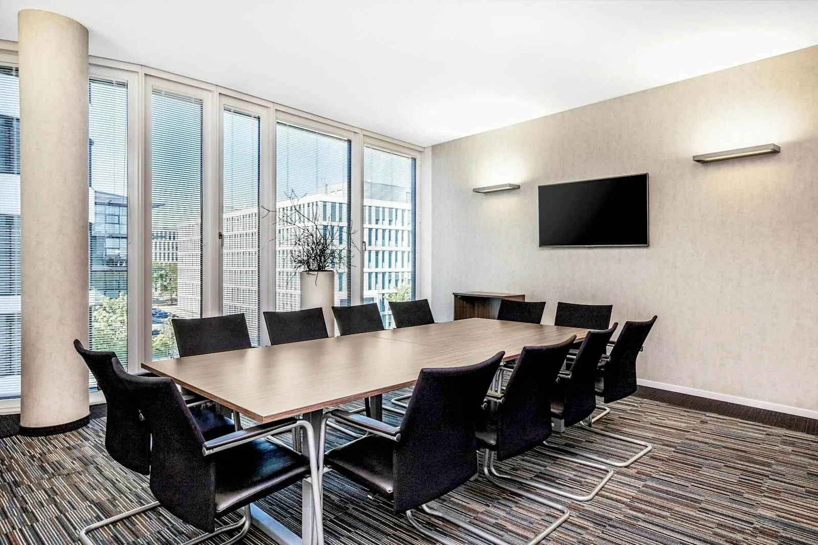 Regus DUSSELDORF, Airport City, Besprechungsraum für 11 Personen, Düsseldorf