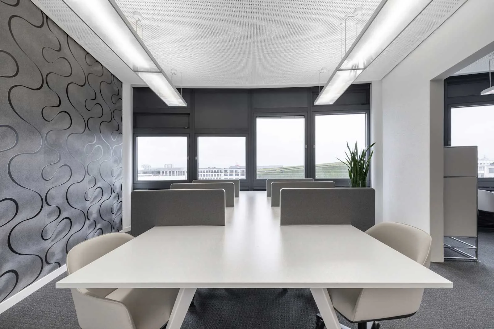 Regus DUSSELDORF, Kö-Bogen, Privatbüro mit 6 Arbeitsplätzen, Düsseldorf
