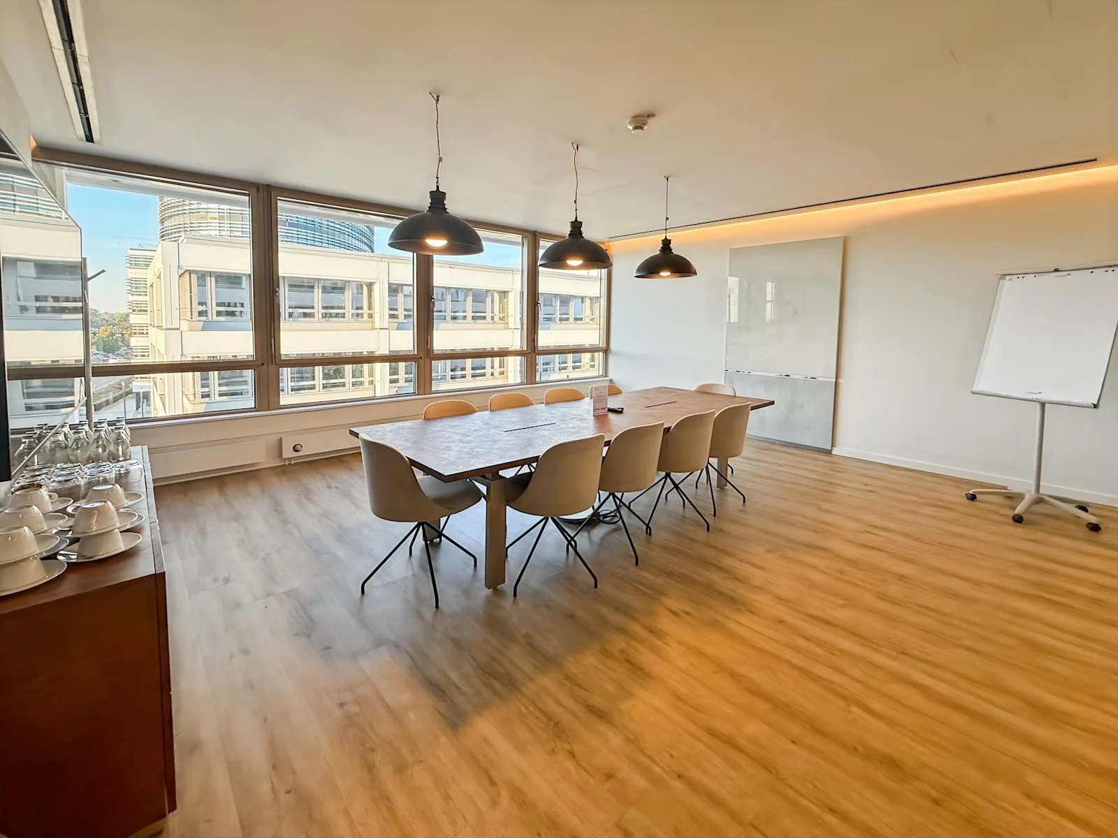 Regus DUSSELDORF, Prinzenpark, Besprechungsraum für 12 Personen, Düsseldorf