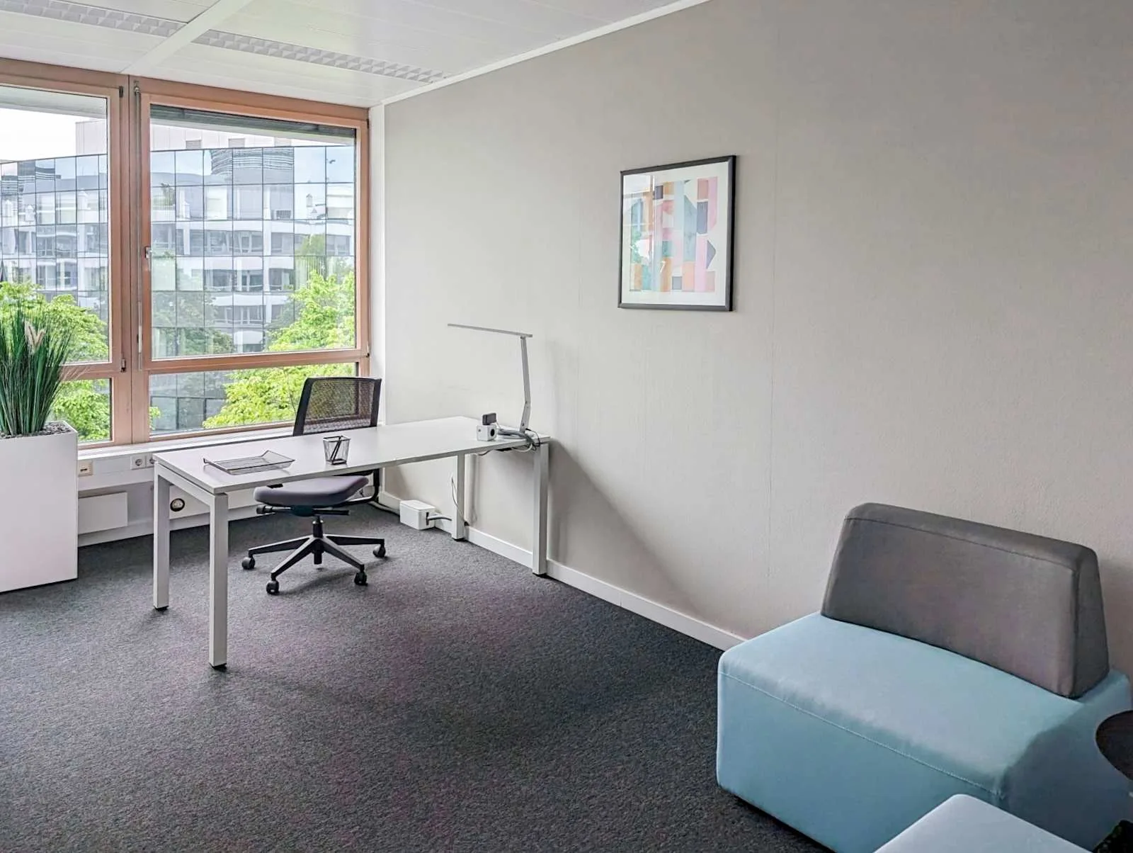 Regus DUSSELDORF, Prinzenpark, Privatbüro mit 1 Arbeitsplatz, Düsseldorf