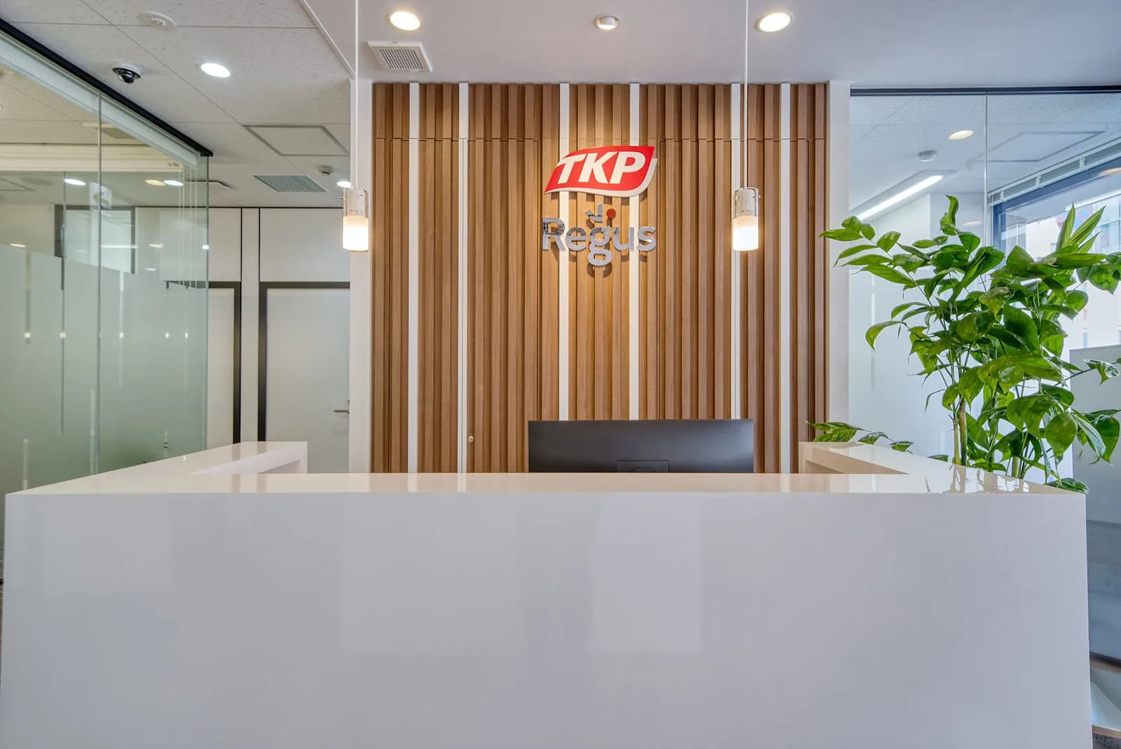 Regus EHIME, Matsuyamashiekimae、受付、Ehime
