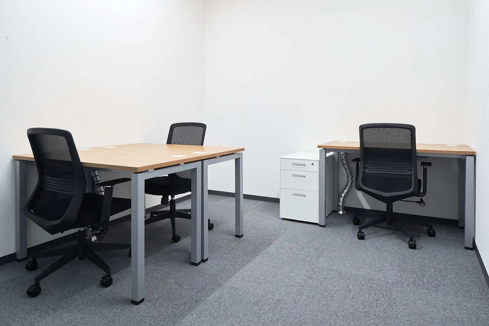 Regus EHIME, Matsuyamashiekimae、個室オフィス（3席）、Ehime