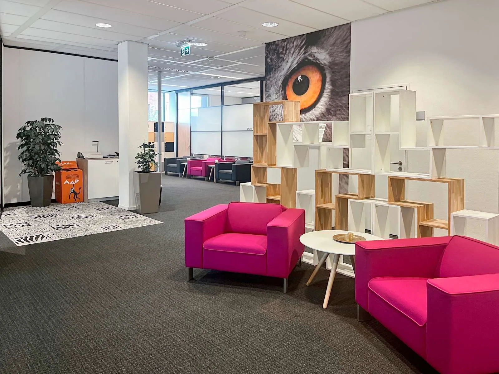 Regus EINDHOVEN, Flight Forum, Lounge, Eindhoven