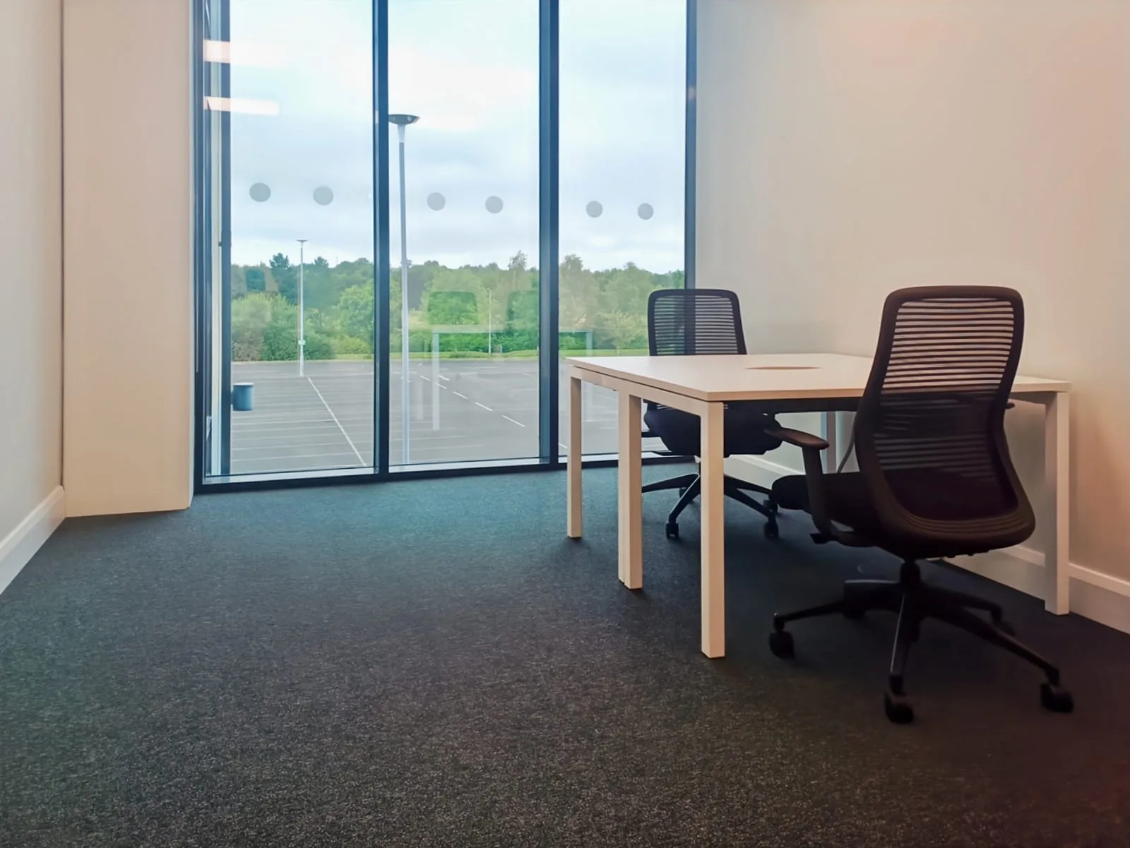 Regus ENNISKILLEN, Carran Business Park, Bureau privatif 2 postes, Enniskillen