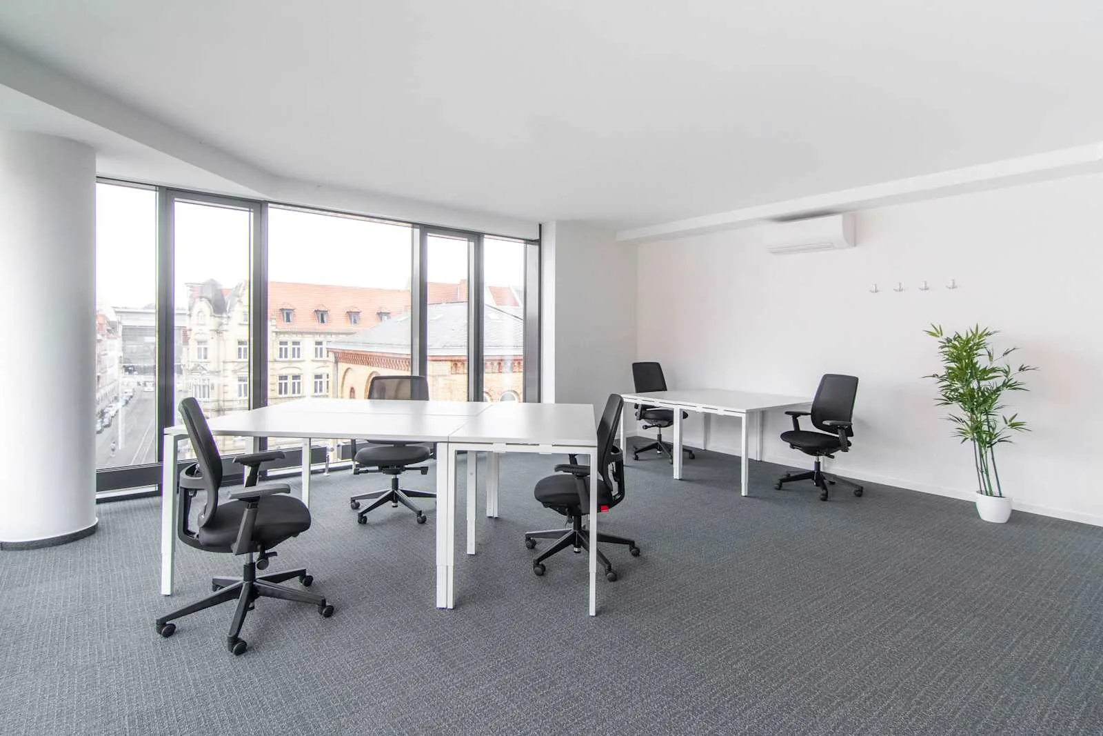 Regus ERFURT, Erfurt Hauptbahnhof, Private office, 5 desks, Erfurt