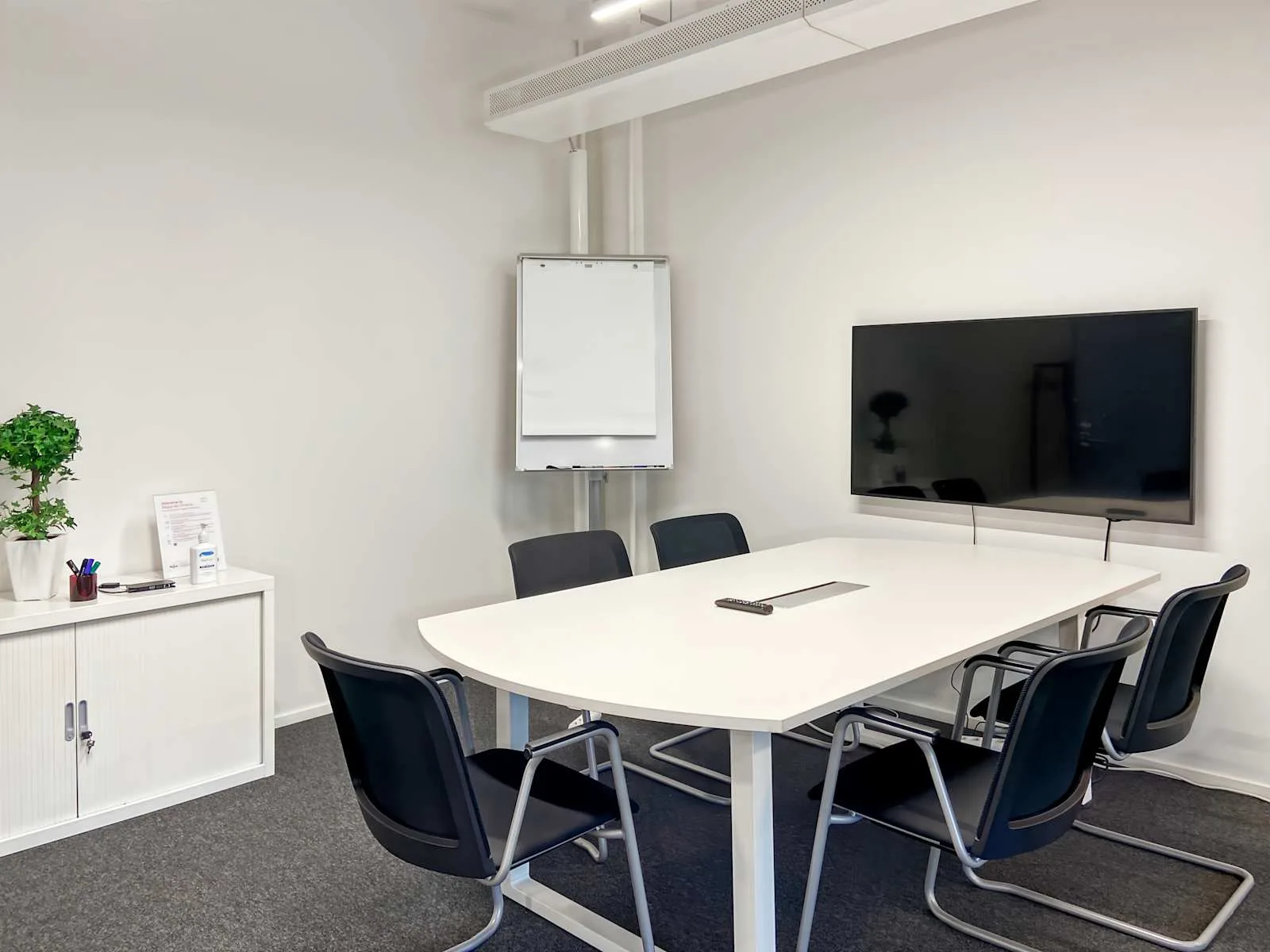 Regus ESPOO, Iso Omena, Kokoushuone 6 hengelle, Espoo