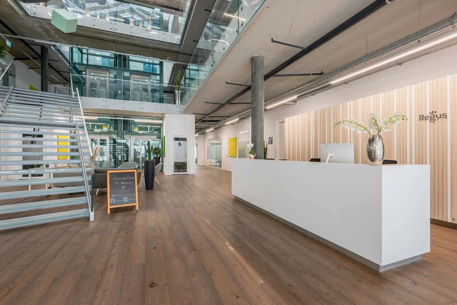 Regus ETOY, iLife City, Reception, Etoy