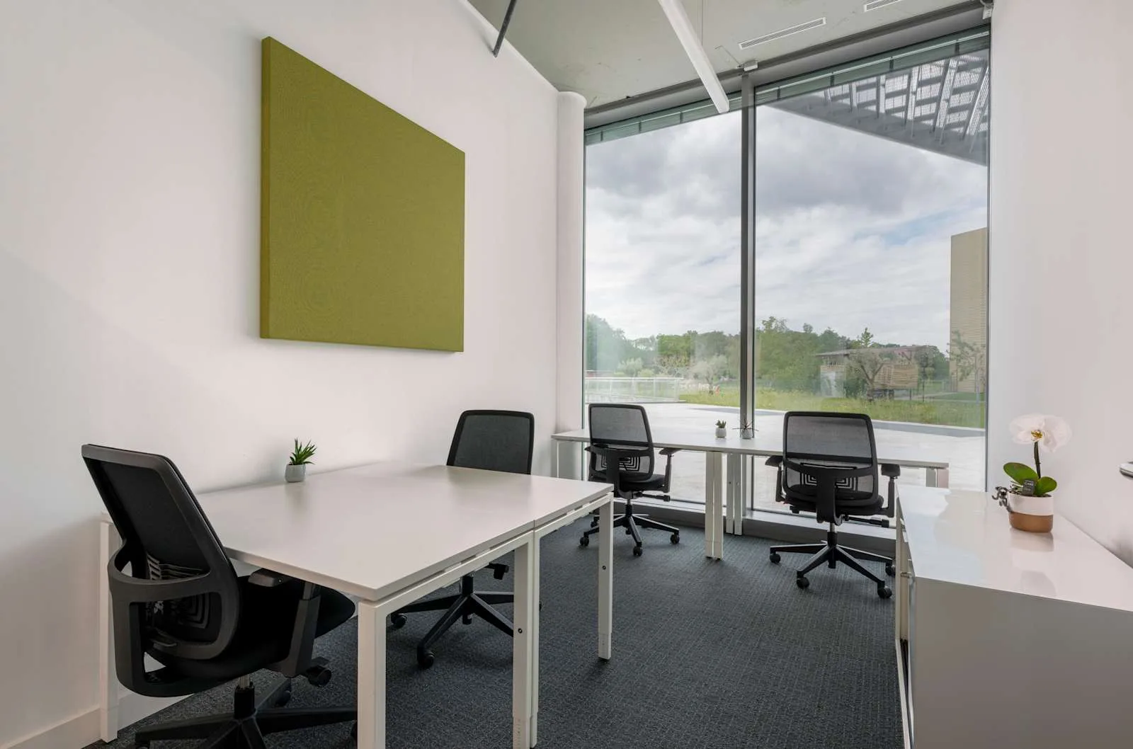 Regus ETOY, iLife City, Private office, 4 desks, Etoy