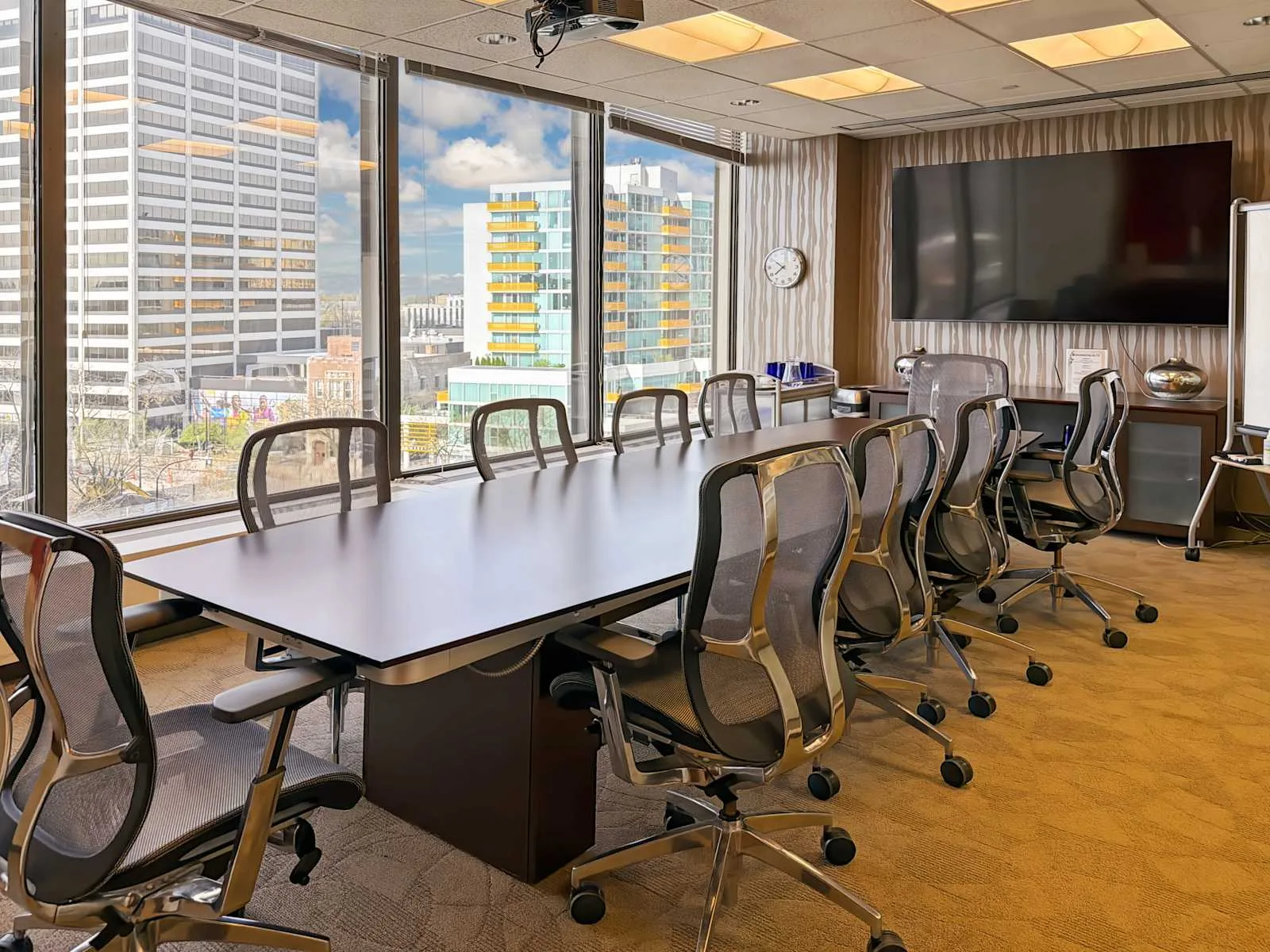 Regus IL, Evanston - Orrington Plaza, Meeting room for 12 people, Evanston, IL