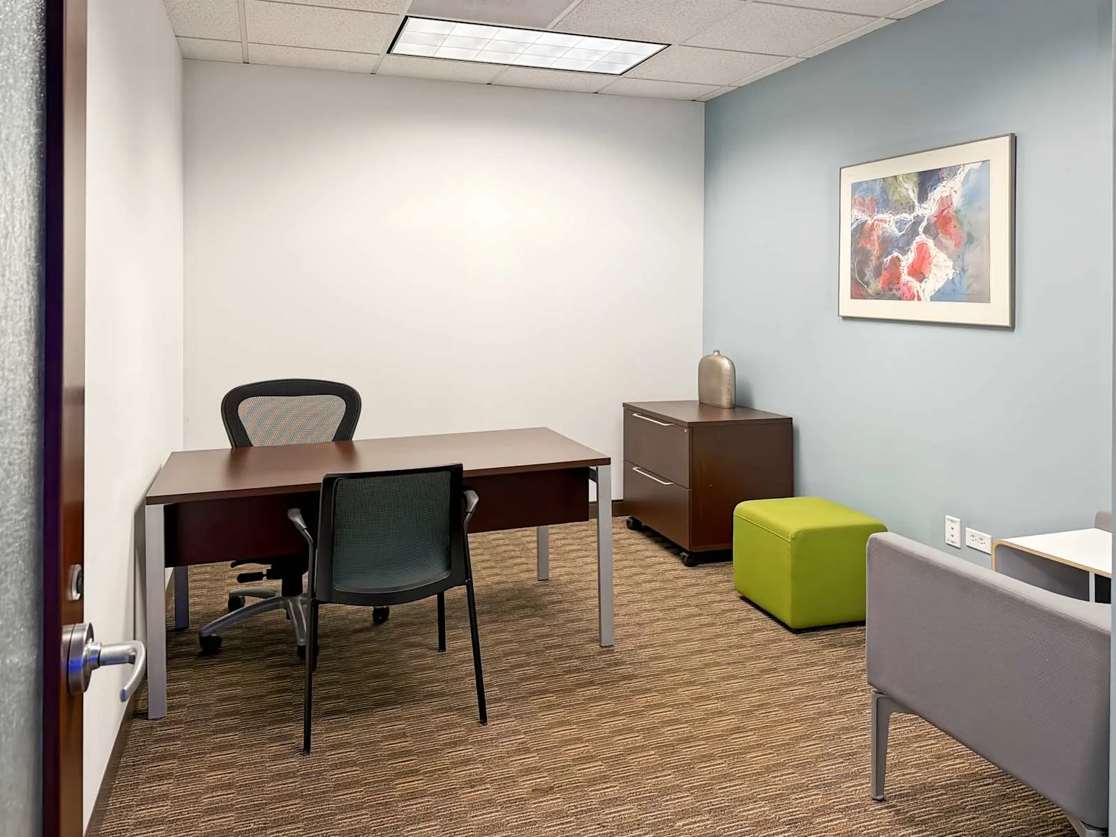 Regus IL, Evanston - Orrington Plaza, Private office, 1 desk, Evanston, IL