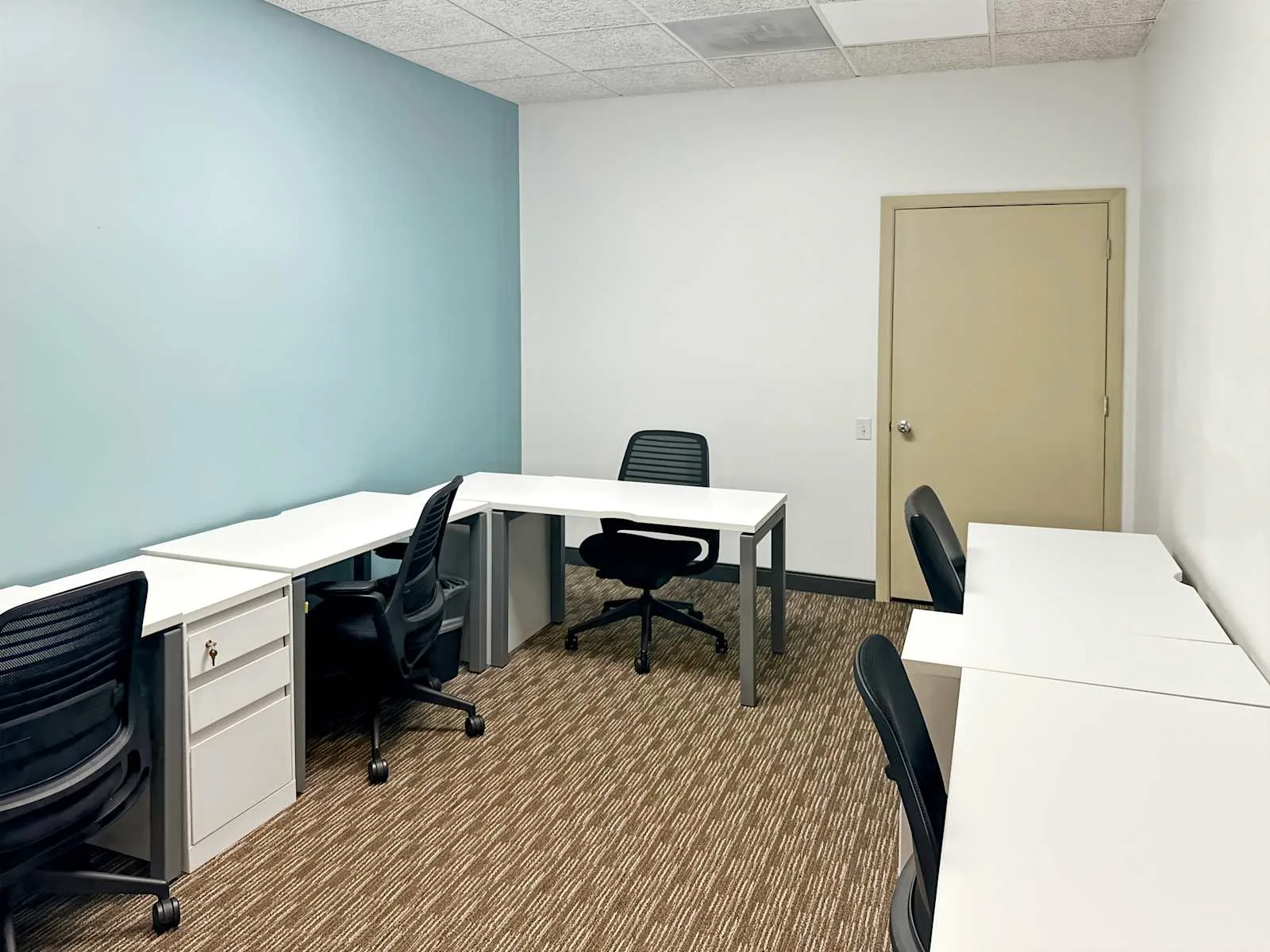 Regus FL, Boca Raton - Mizner Park, Private office, 5 desks, Boca Raton, FL