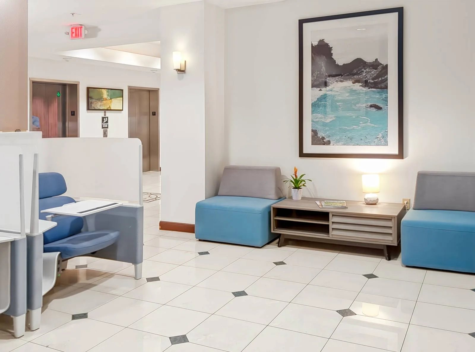 Regus FL, Coral Springs – Heron Bay, Lounge, Coral Springs, FL