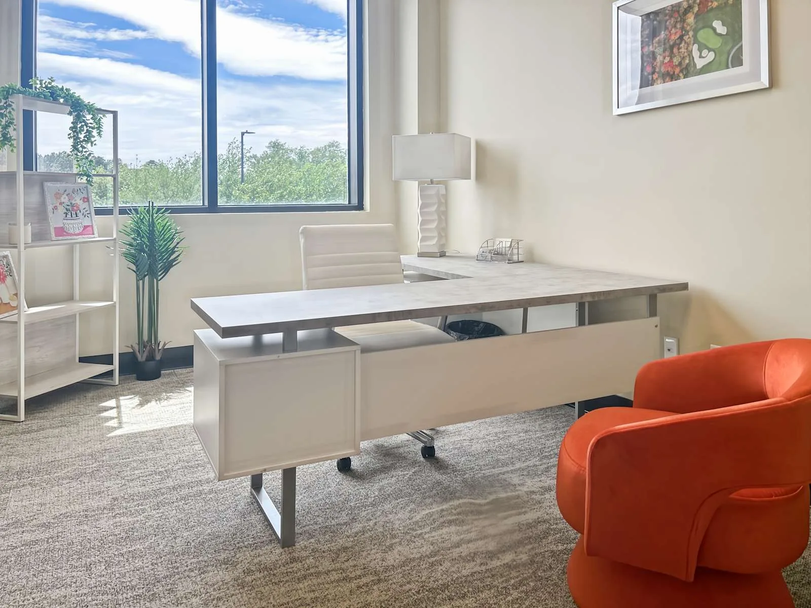 Regus FL, Crestview - Industrial Drive, Private office, 1 desk, Crestview, FL