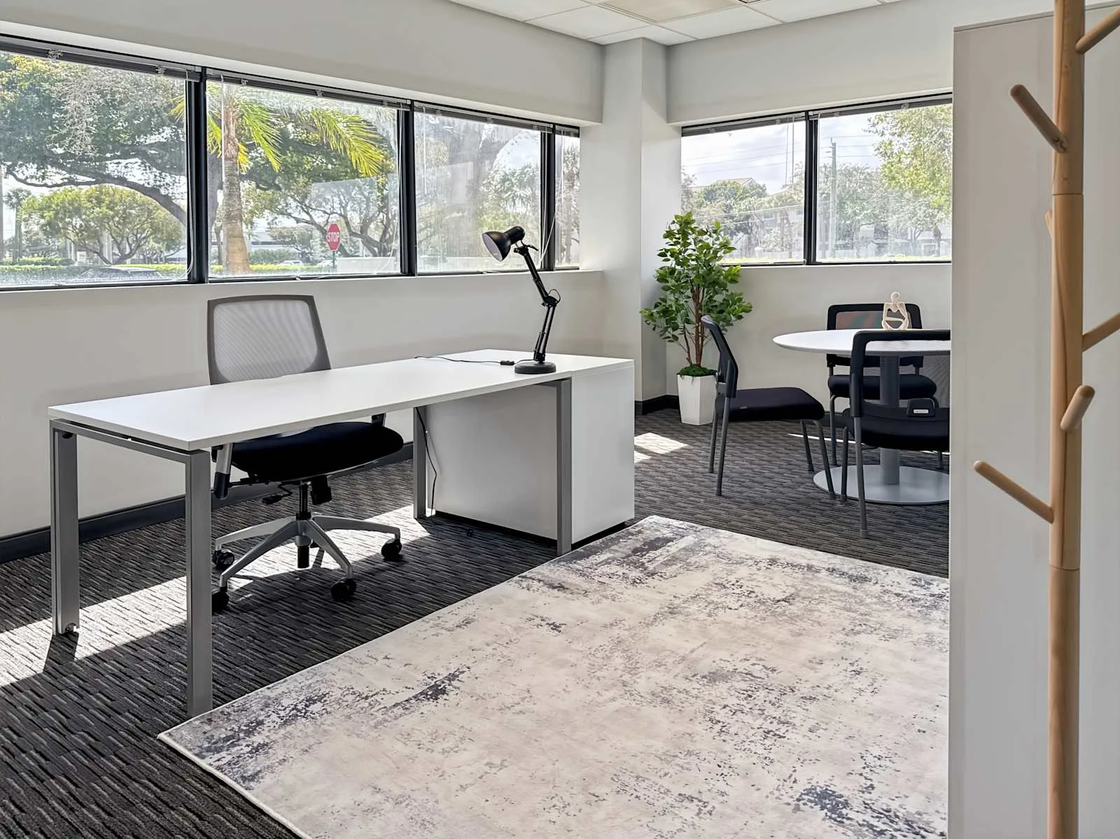 Regus FL, Delray Beach – The Arbors, Private office, 1 desk, Delray Beach, FL