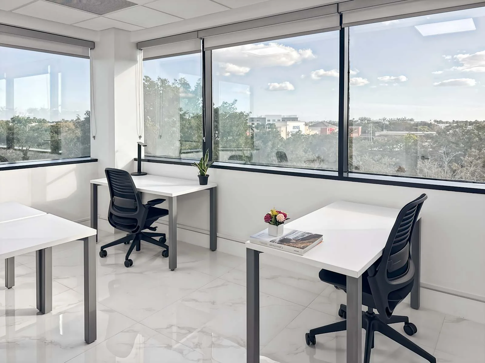 Regus FL, Doral - 107th Ave, Private office, 2 desks, Doral, FL