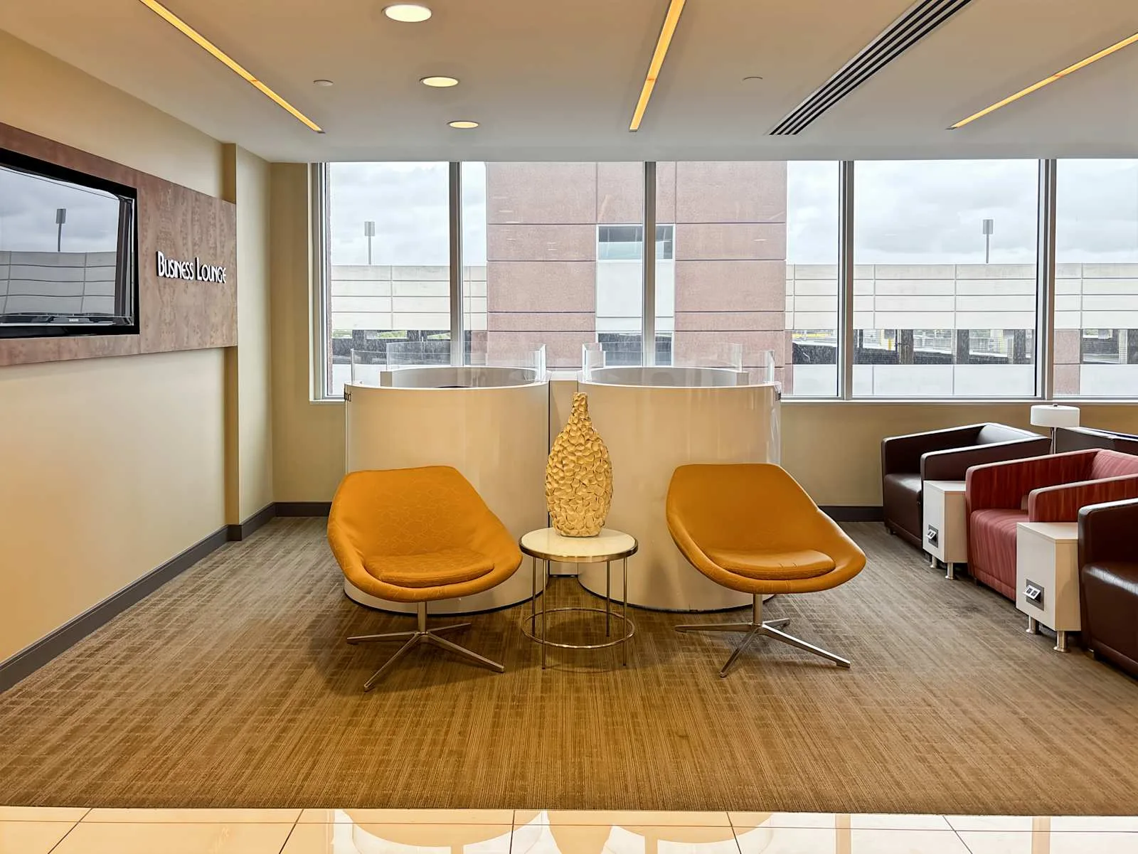 Regus FL, Doral – Downtown Doral, Lounge, Doral, FL