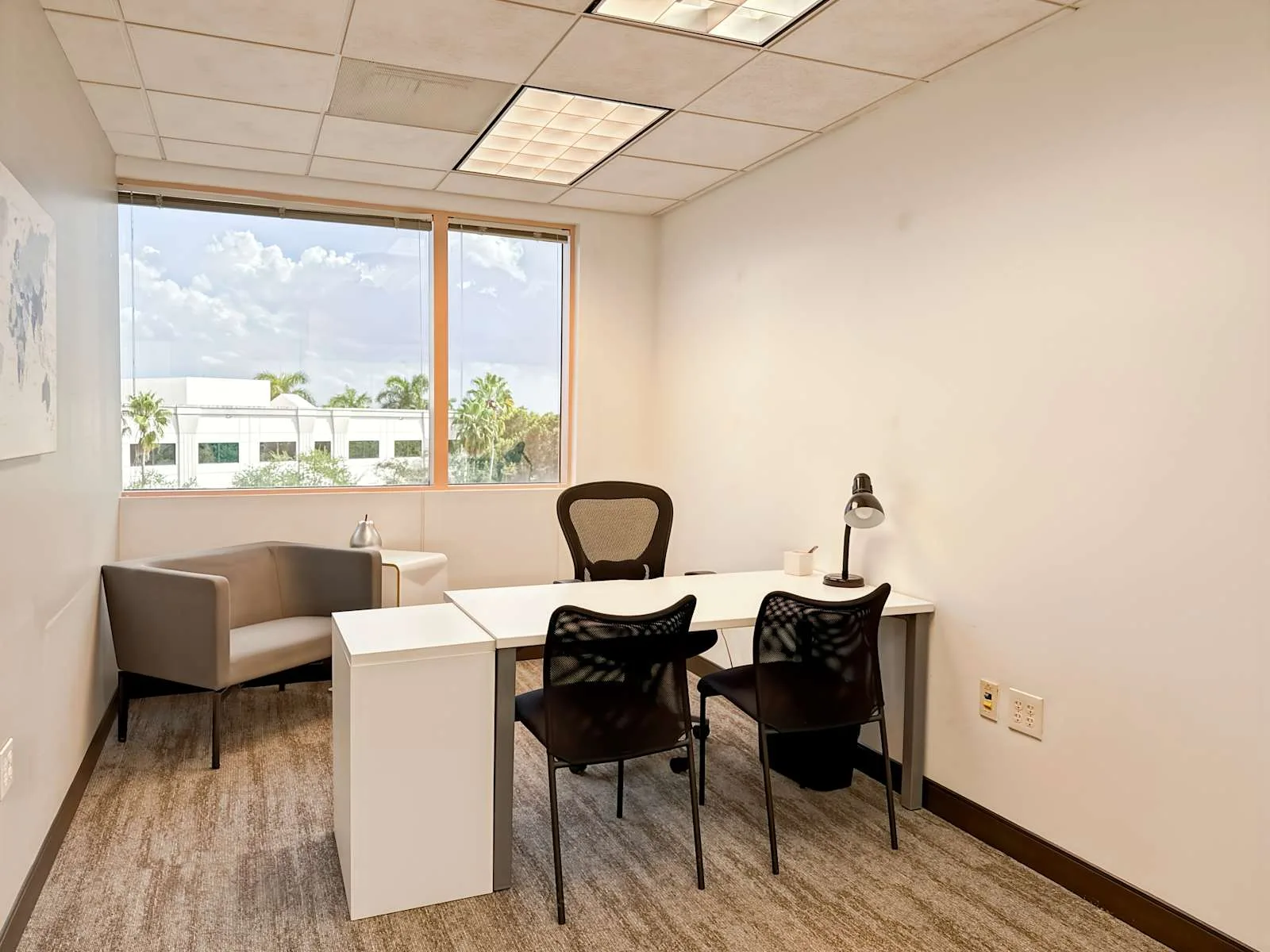 Regus FL, Fort Lauderdale - Sawgrass, Private office, 1 desk, Sunrise, FL
