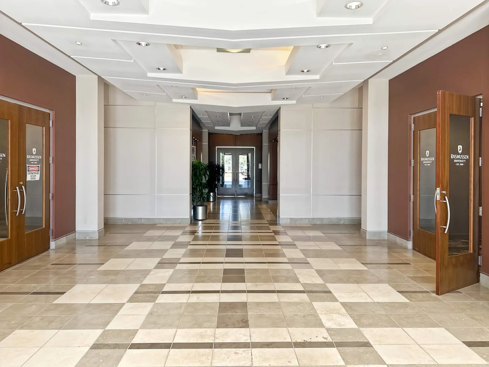 Regus FL, Fort Myers - Forum Corporate, Reception, Ft. Myers, FL