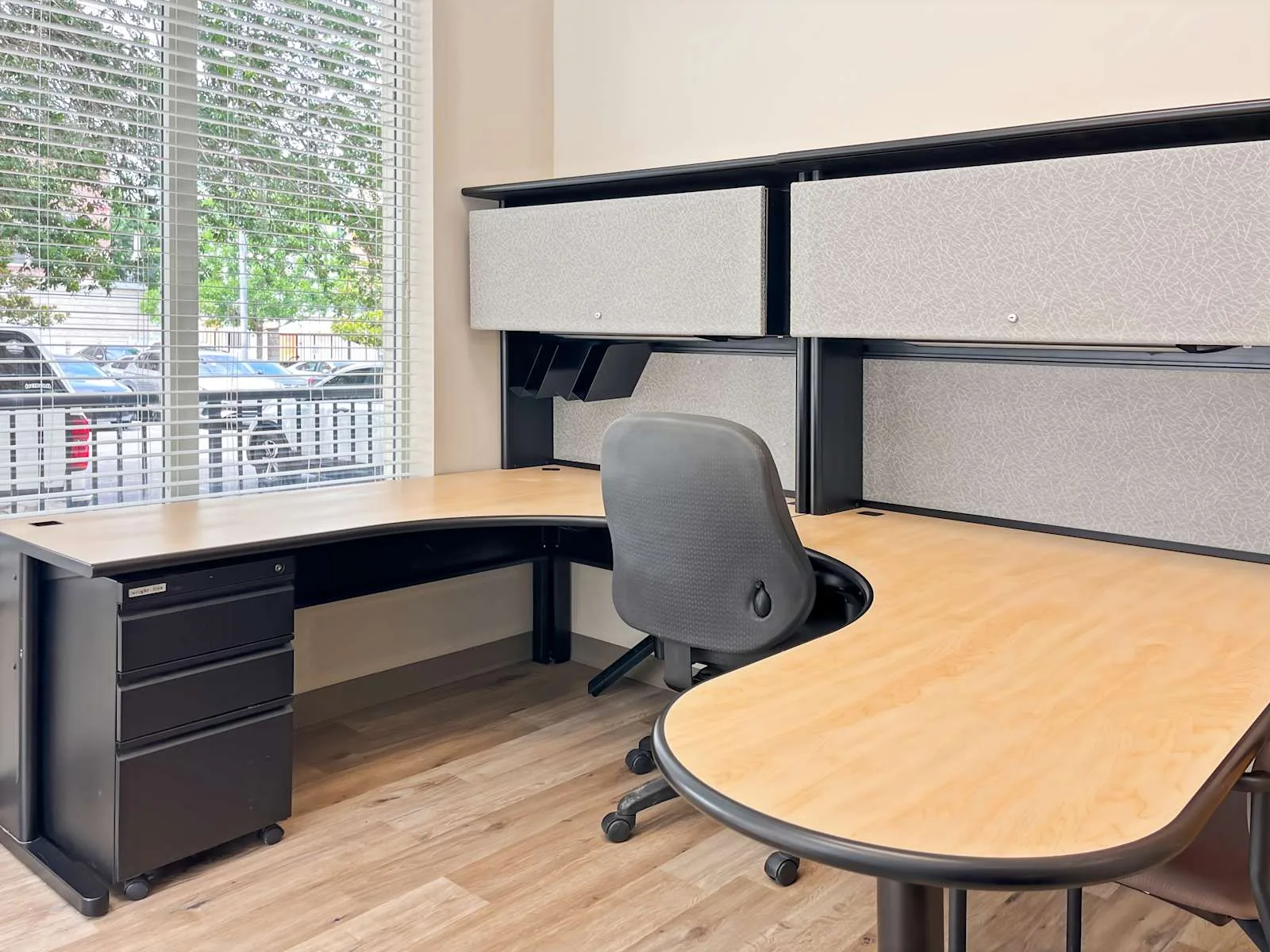 Regus FL, Gainesville - East University Avenue, Private office, 1 desk, Gainesville, FL