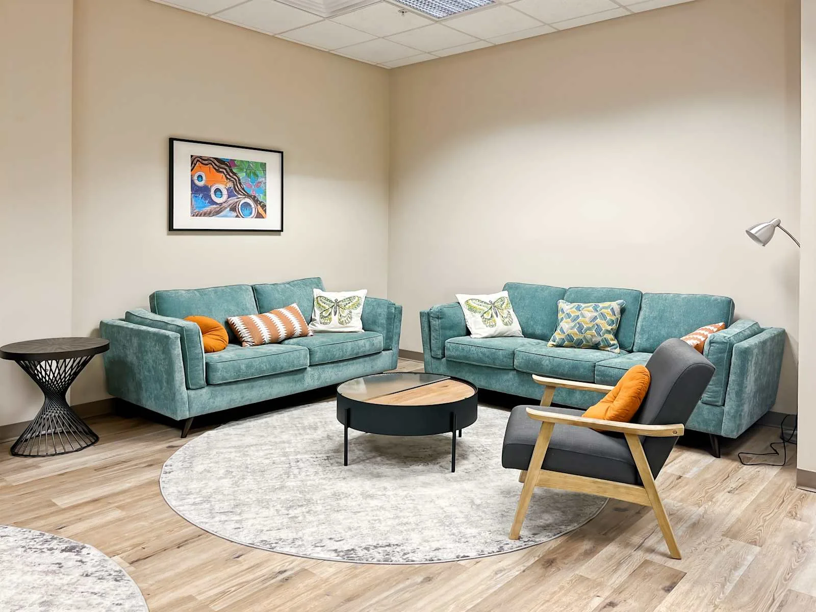 Regus FL, Gainesville - East University Avenue, Lounge, Gainesville, FL