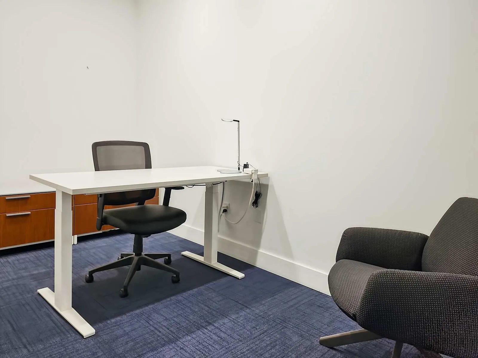 Regus FL, Jacksonville - Dennis + Ives, Private office, 1 desk, Jacksonville, FL