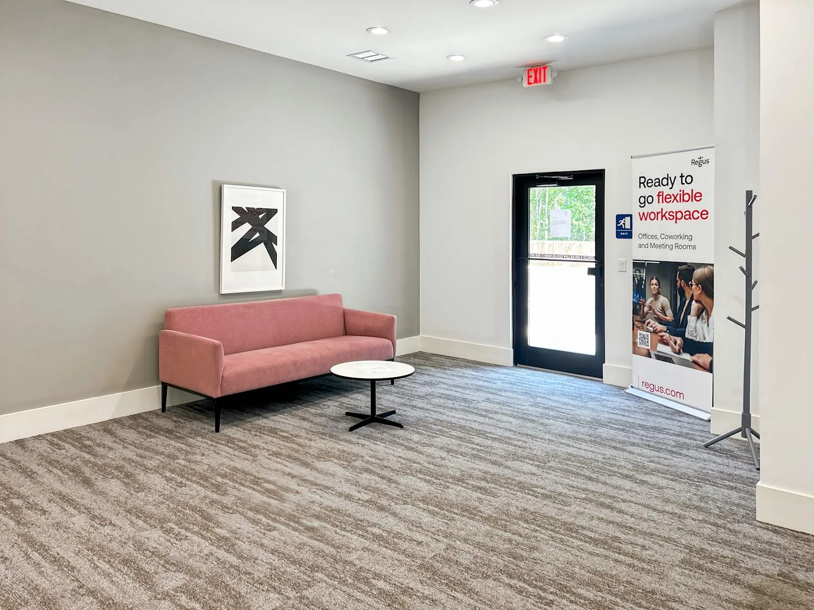 Regus FL, Jacksonville - Fortune Pky, Lounge, Jacksonville, FL