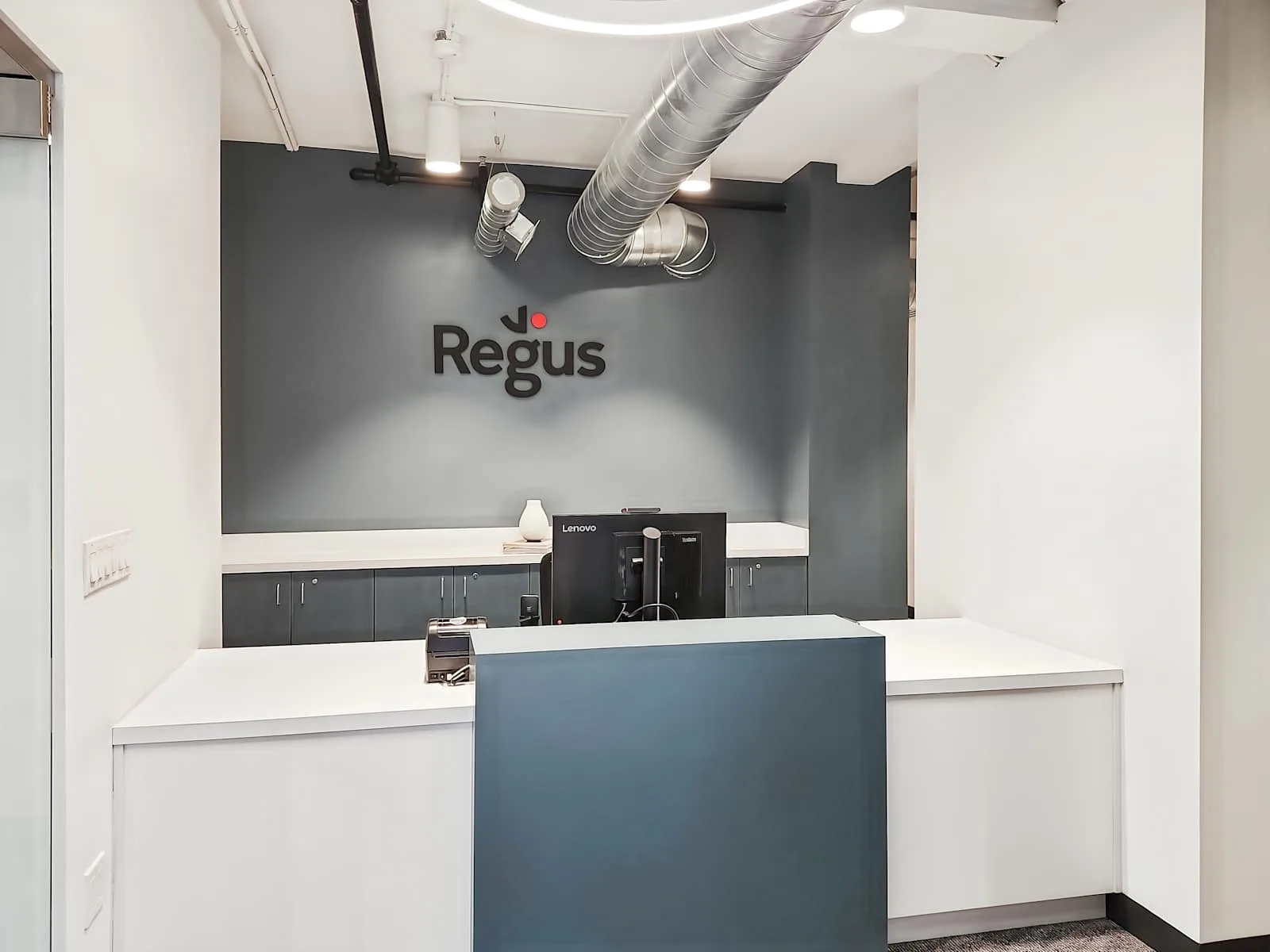 Regus FL, Jacksonville - Greenleaf & Crosby Building, Reception, Jacksonville, FL